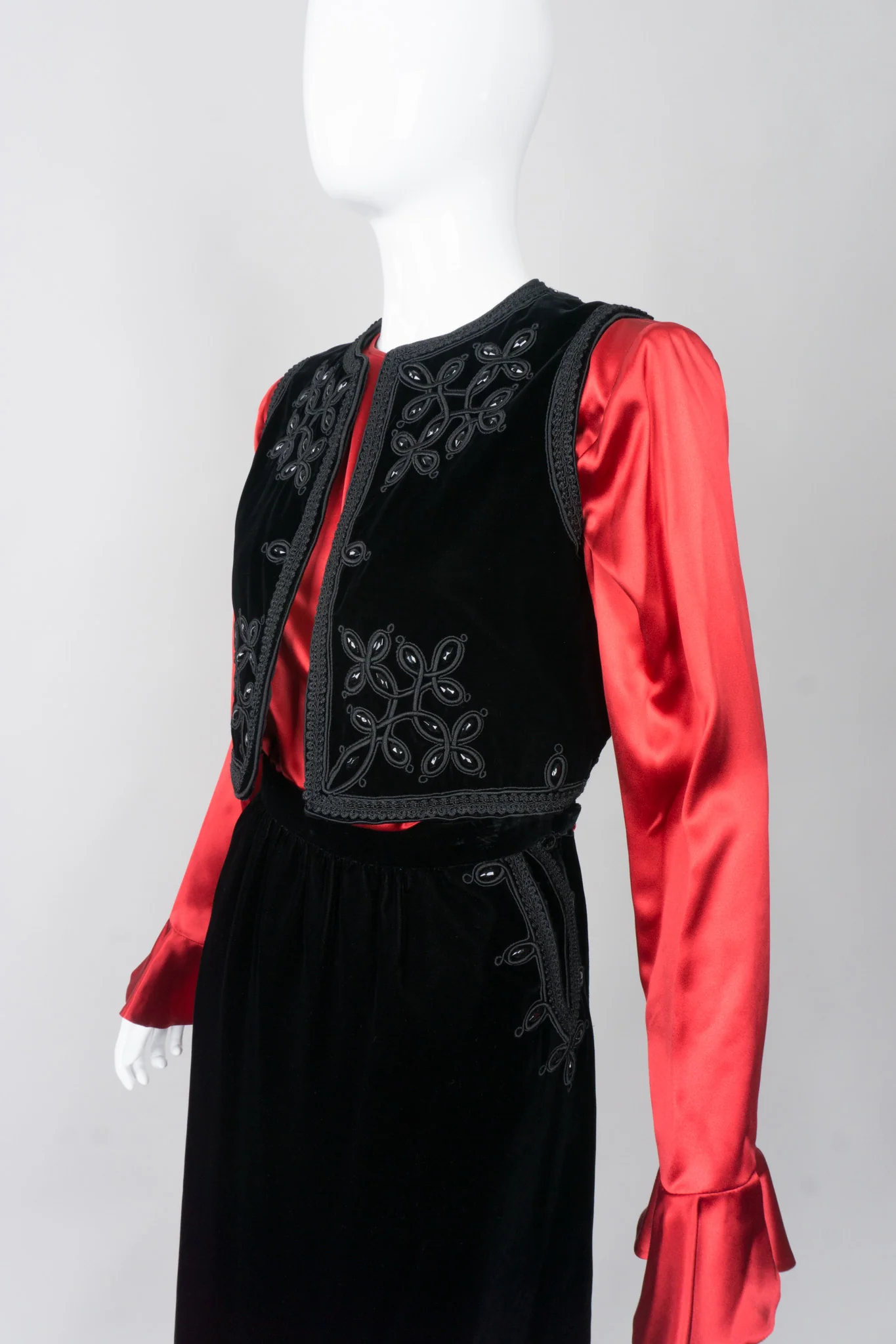 Embellished Velvet Vest & Skirt Set