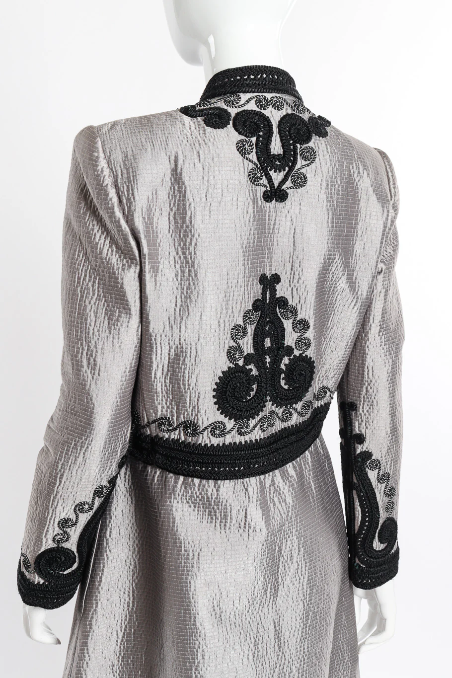 Embroidered Quilt Duster - Image 5