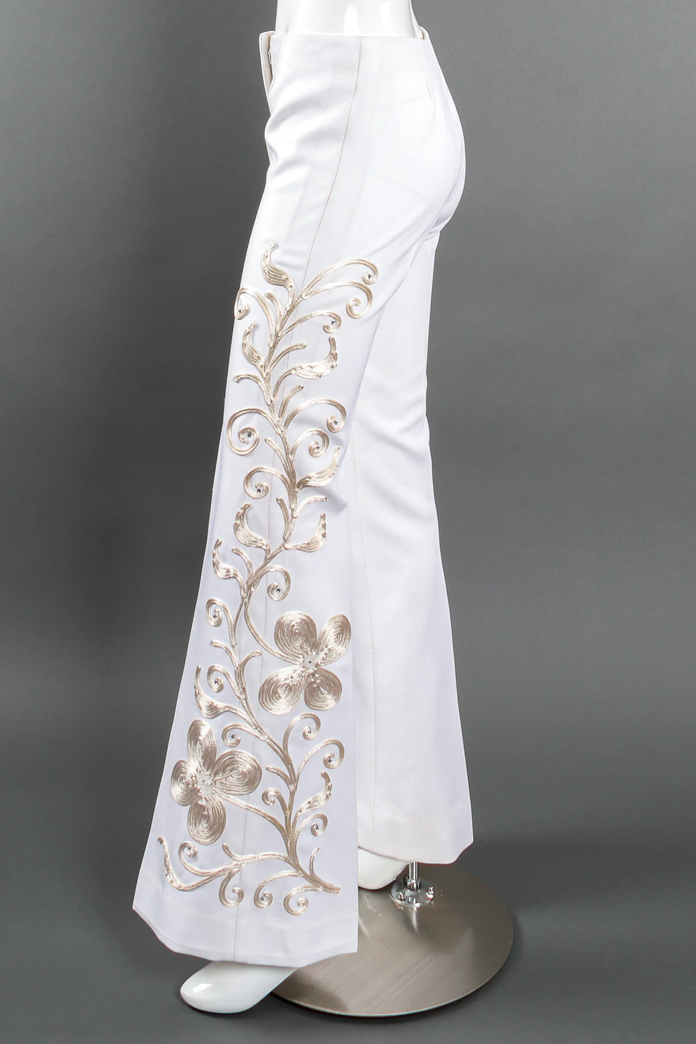 Cord Embroidered 3-Piece Suit - Image 24