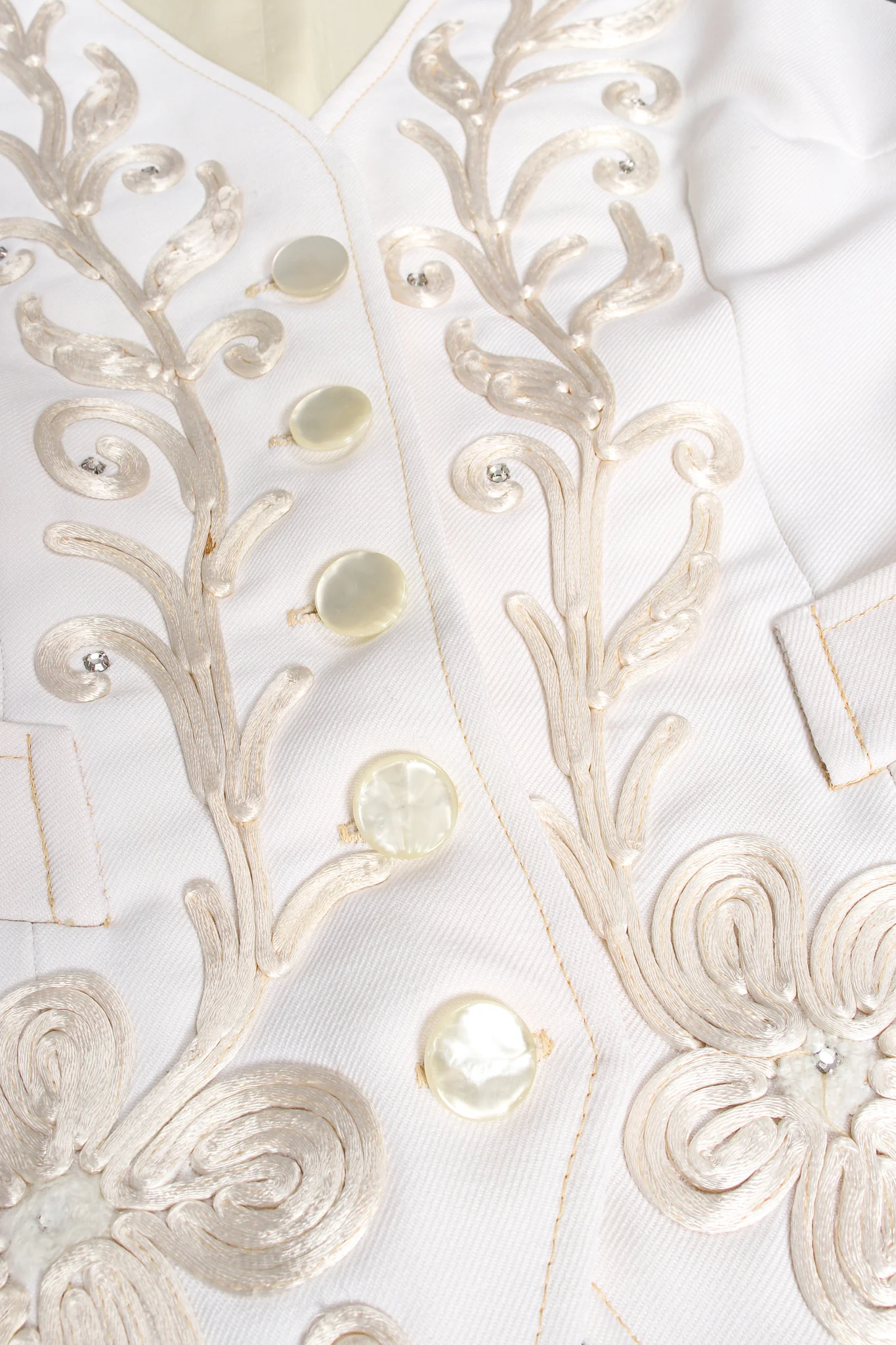 Cord Embroidered 3-Piece Suit - Image 29