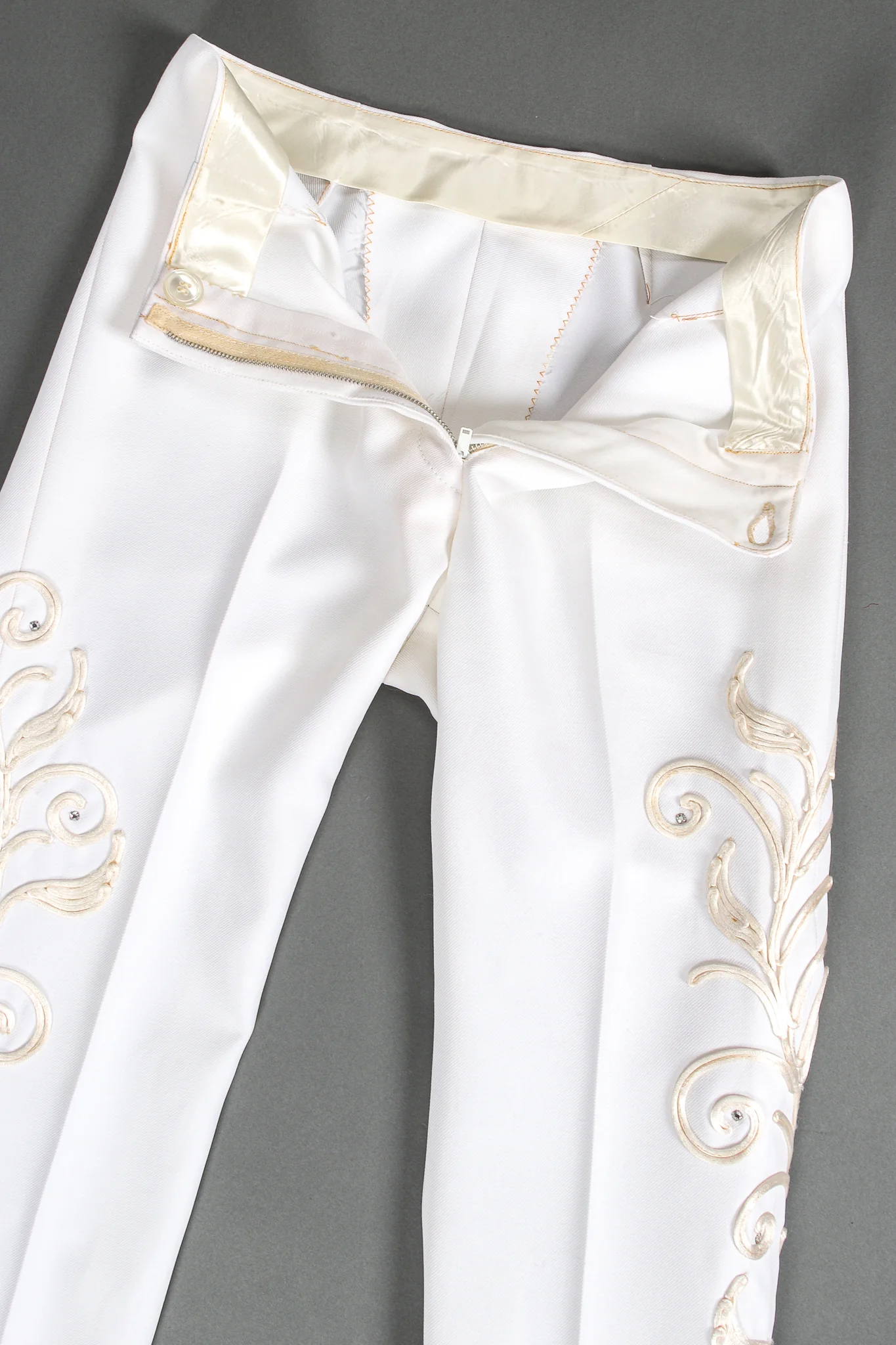 Cord Embroidered 3-Piece Suit - Image 36