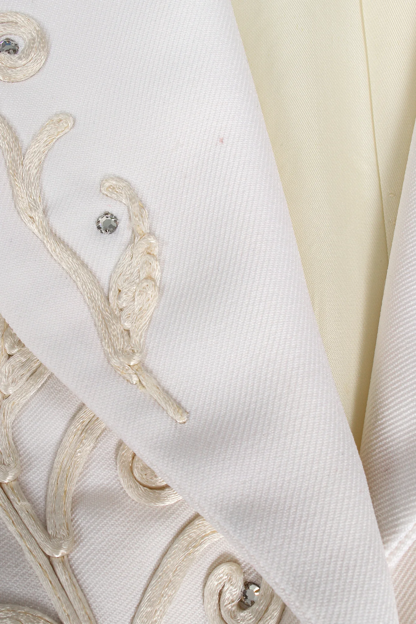 Cord Embroidered 3-Piece Suit - Image 40