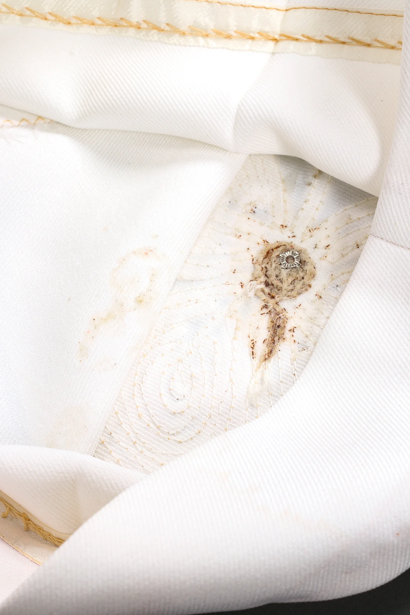 Cord Embroidered 3-Piece Suit - Image 45