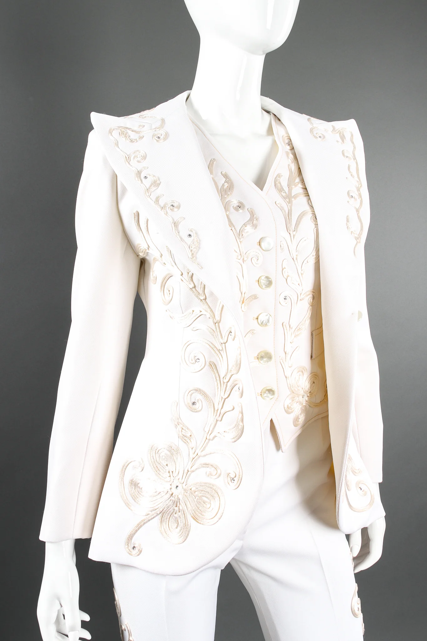 Cord Embroidered 3-Piece Suit - Image 8