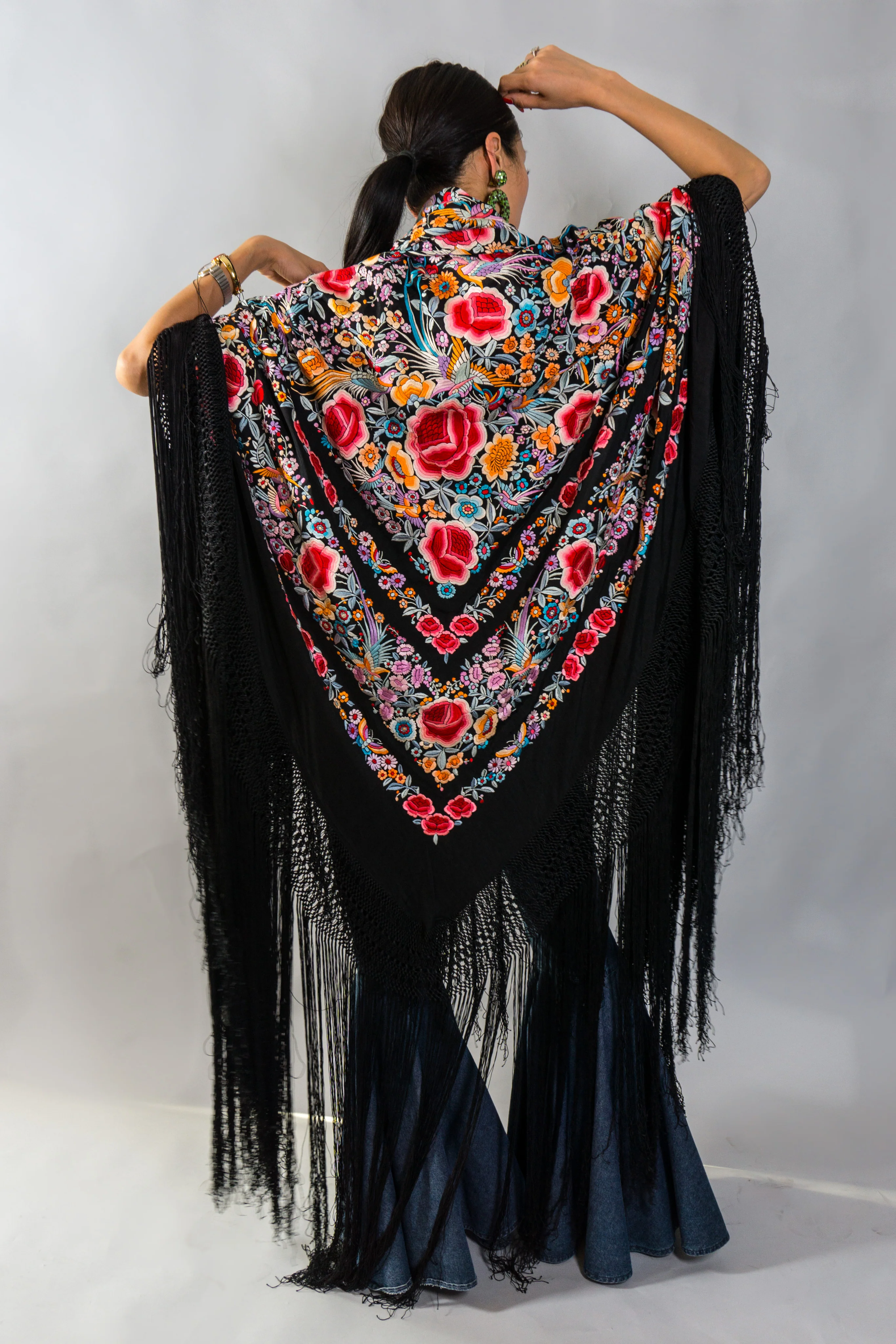 Embroidered Blooms Piano Shawl - Image 3