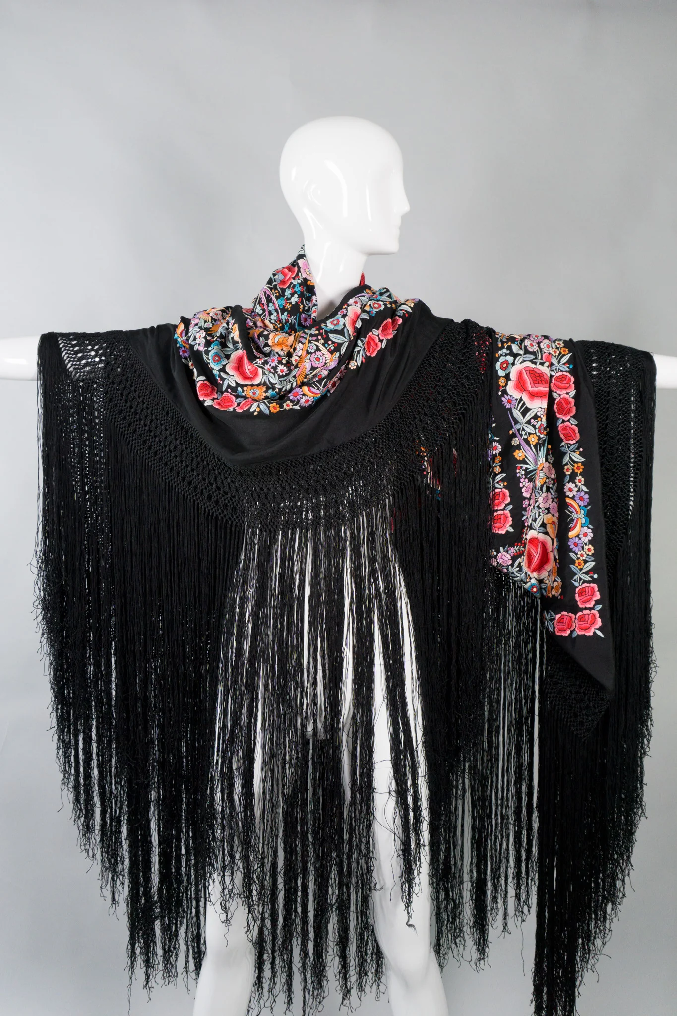 Embroidered Blooms Piano Shawl - Image 5