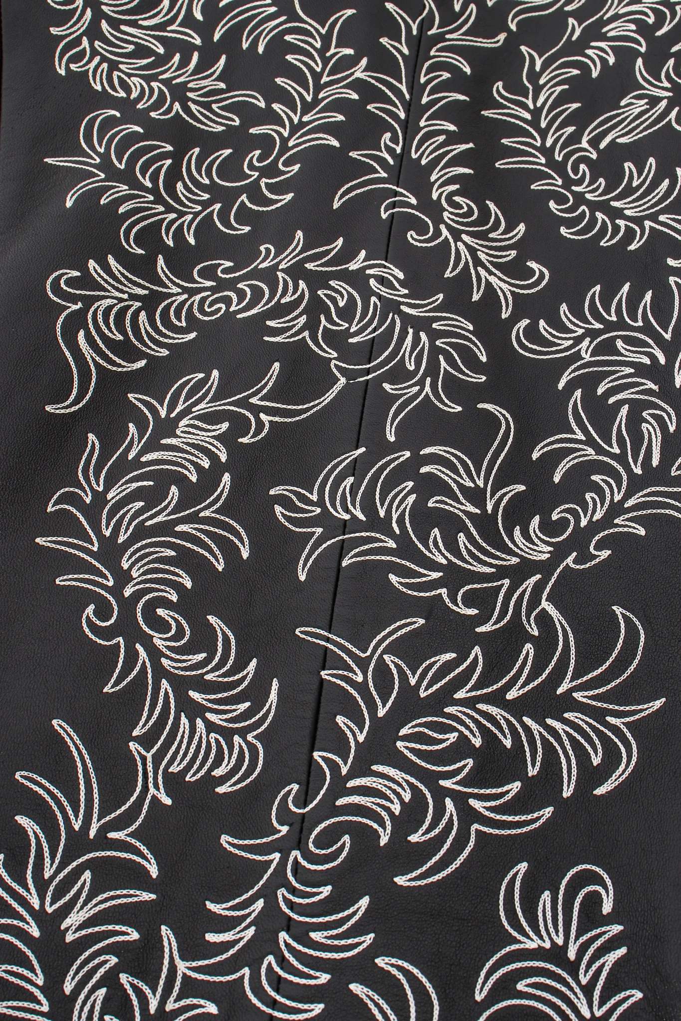 Embroidered Collarless Leather Jacket - Image 11