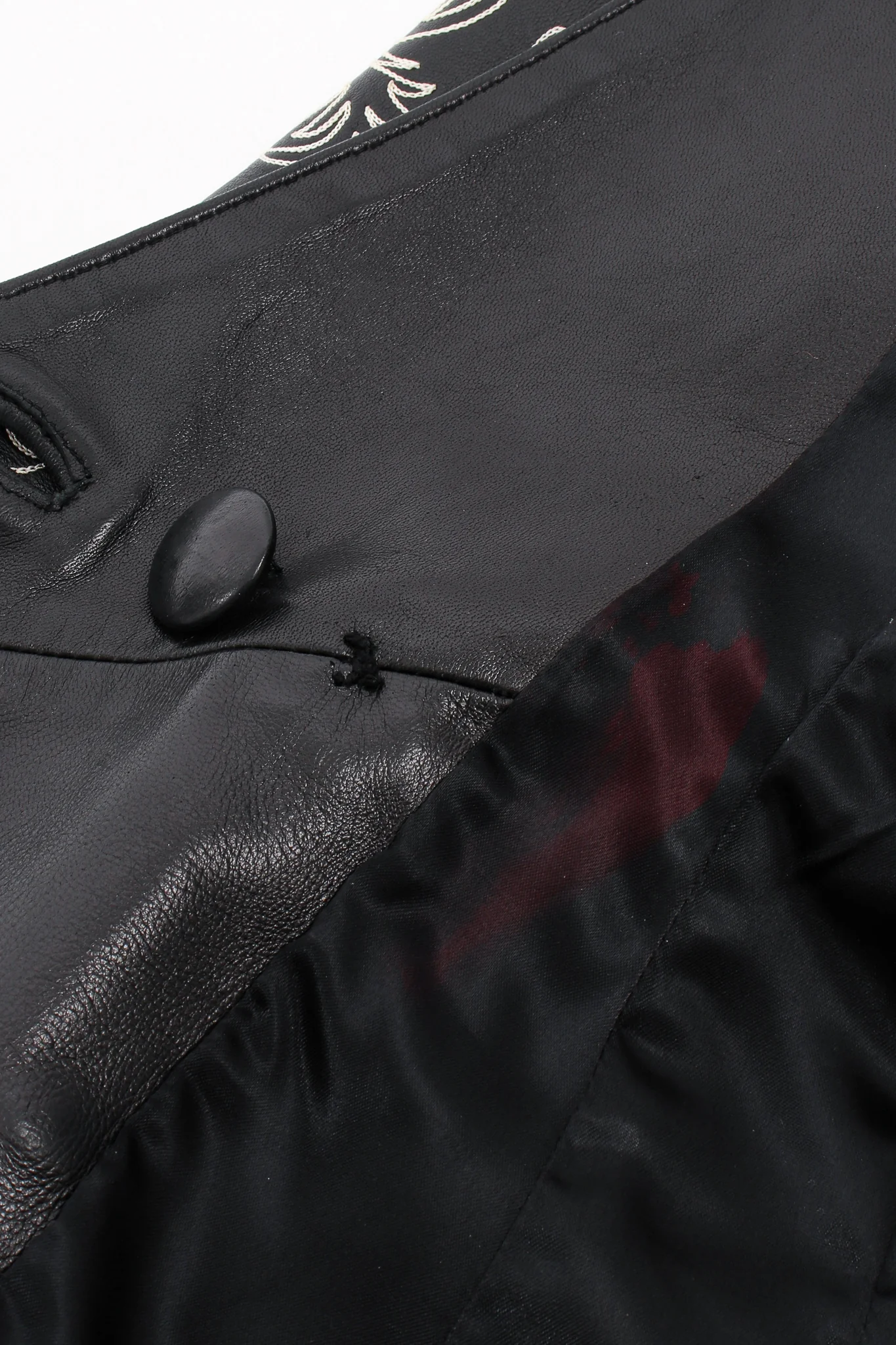 Embroidered Collarless Leather Jacket - Image 17