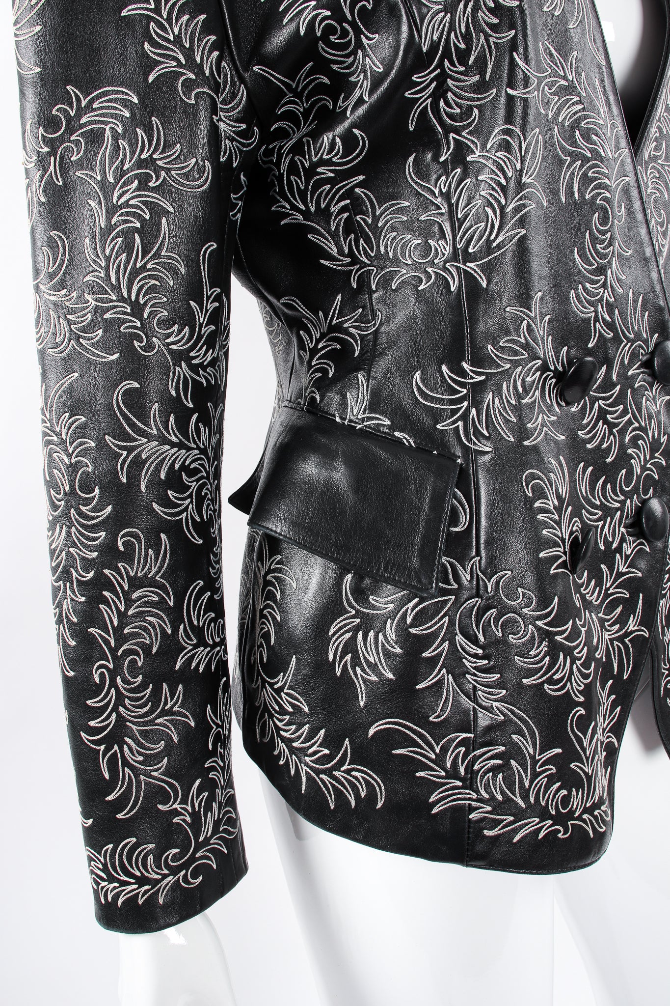 Embroidered Collarless Leather Jacket - Image 9