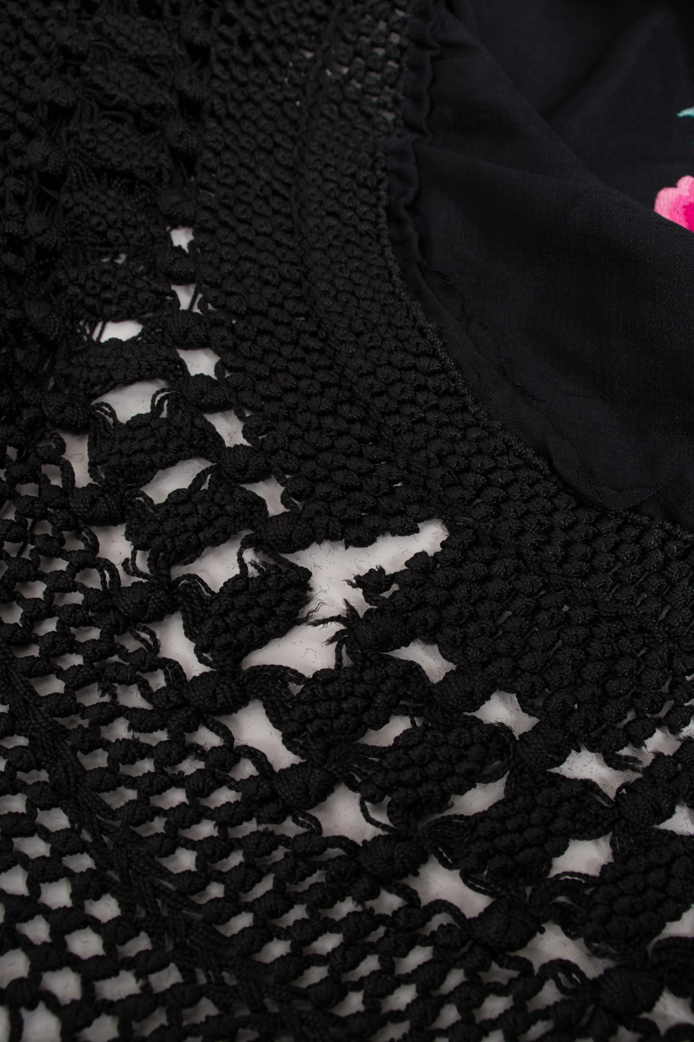 Embroidered Floral Piano Shawl - Image 13