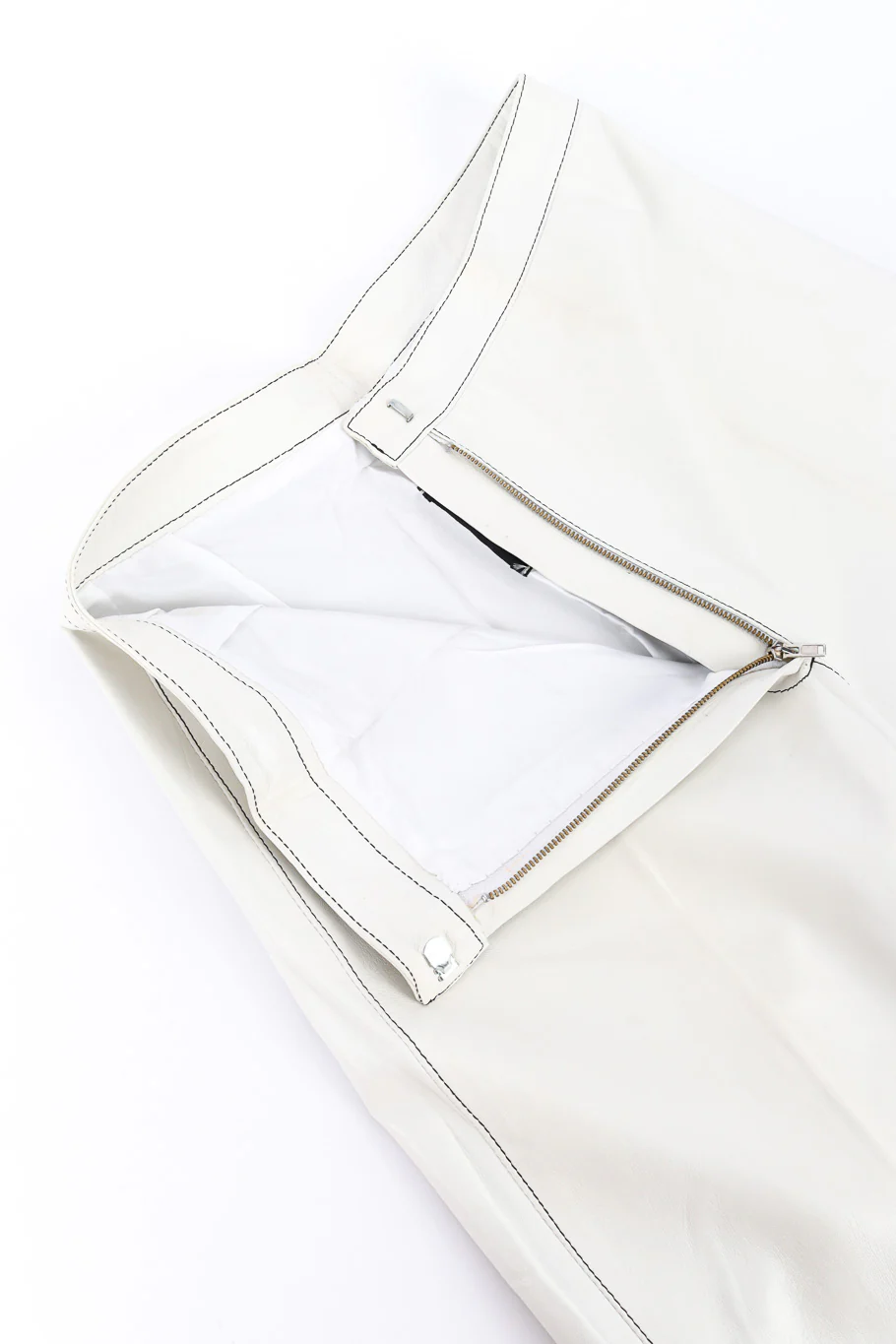 Embroidered Leather Vest and Pant Set - Image 12