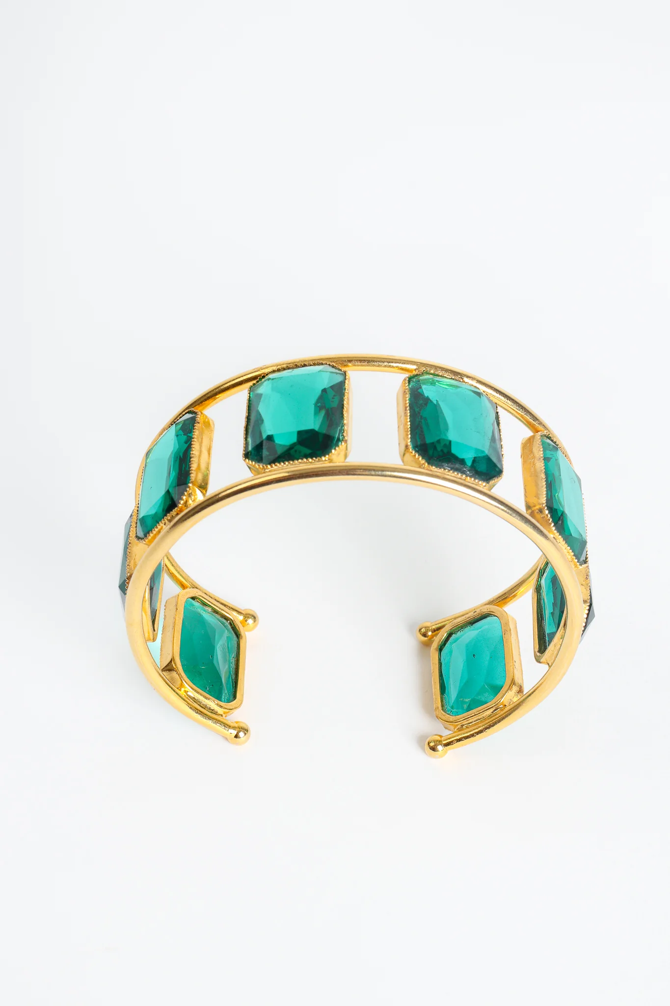 Emerald 8-Stone Armband