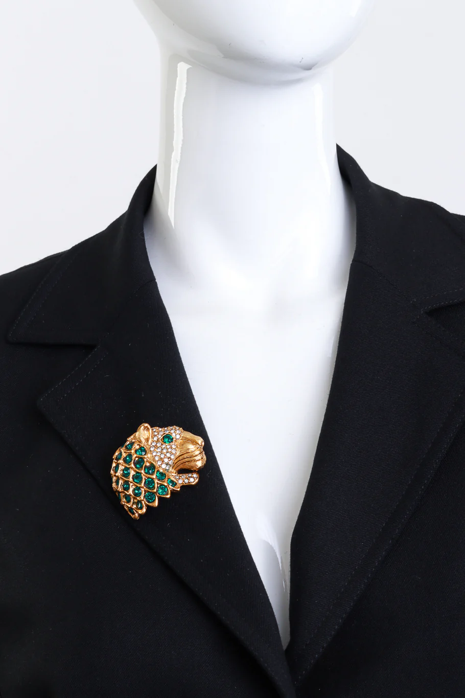 Emerald Crystal Lion Head Brooch - Image 2