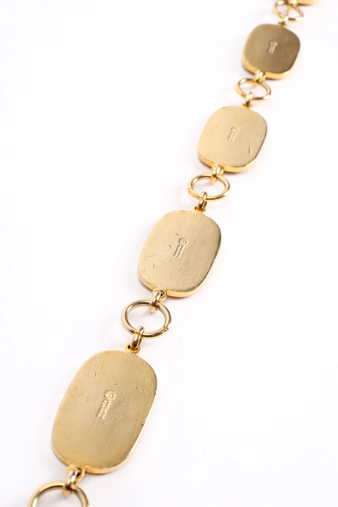 Enamel R Logo Chain Belt - Image 11