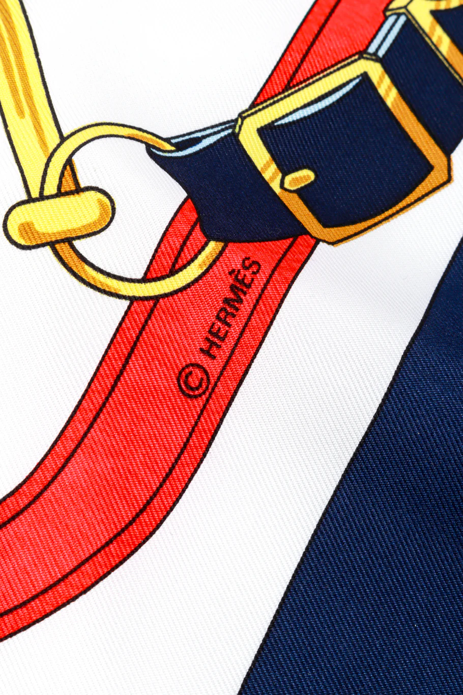 Eperon d'Or Equestrian Scarf - Image 9