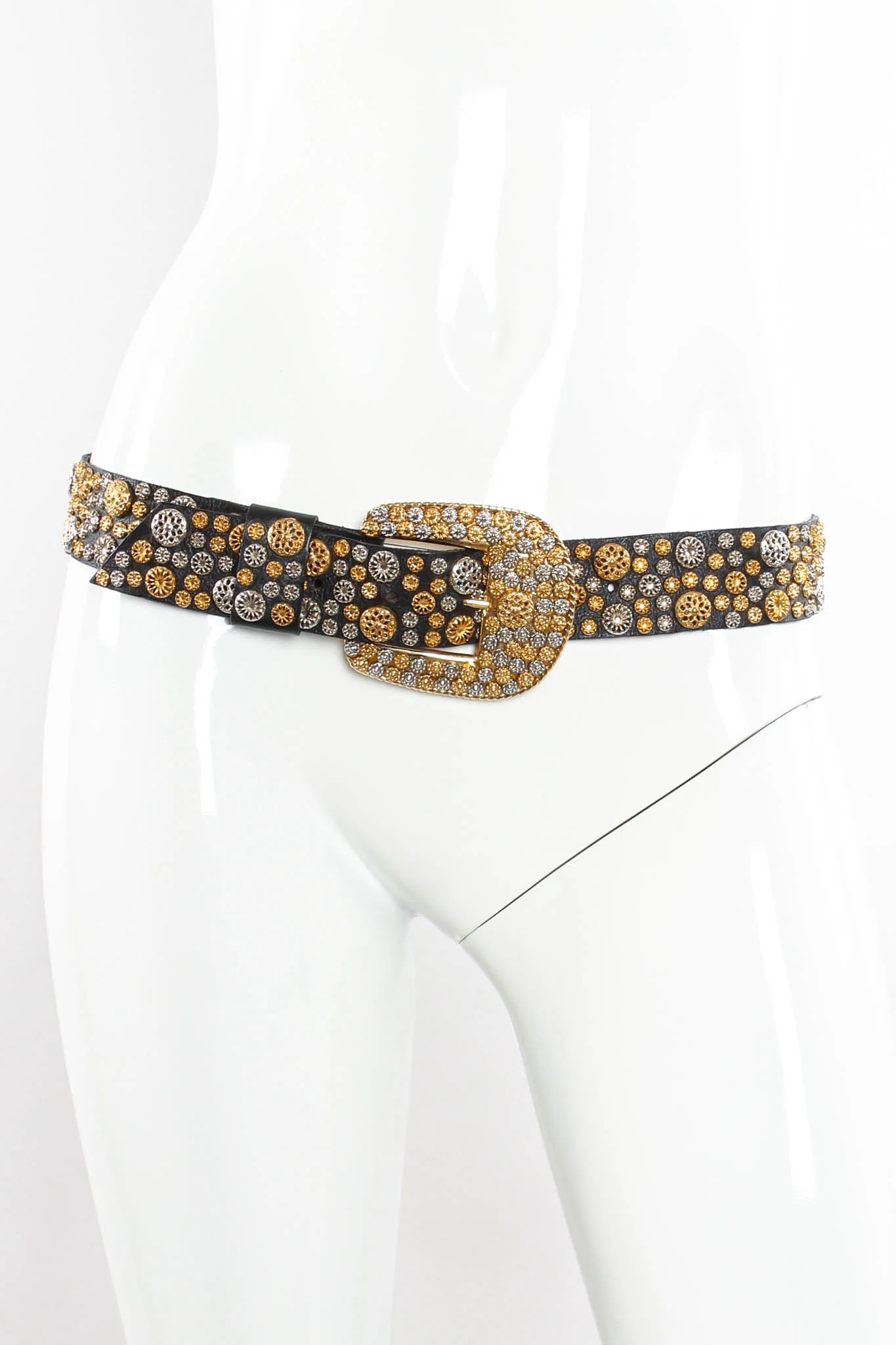 Intricate Filigree-Studded Belt - Image 11
