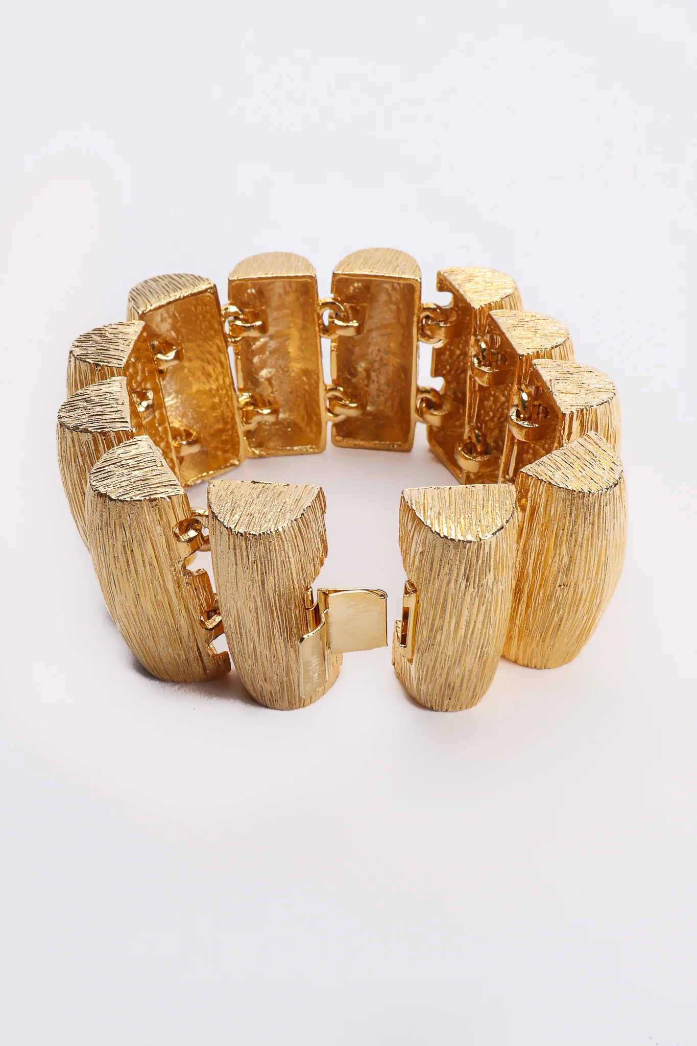 Etched Barrel Link Bracelet