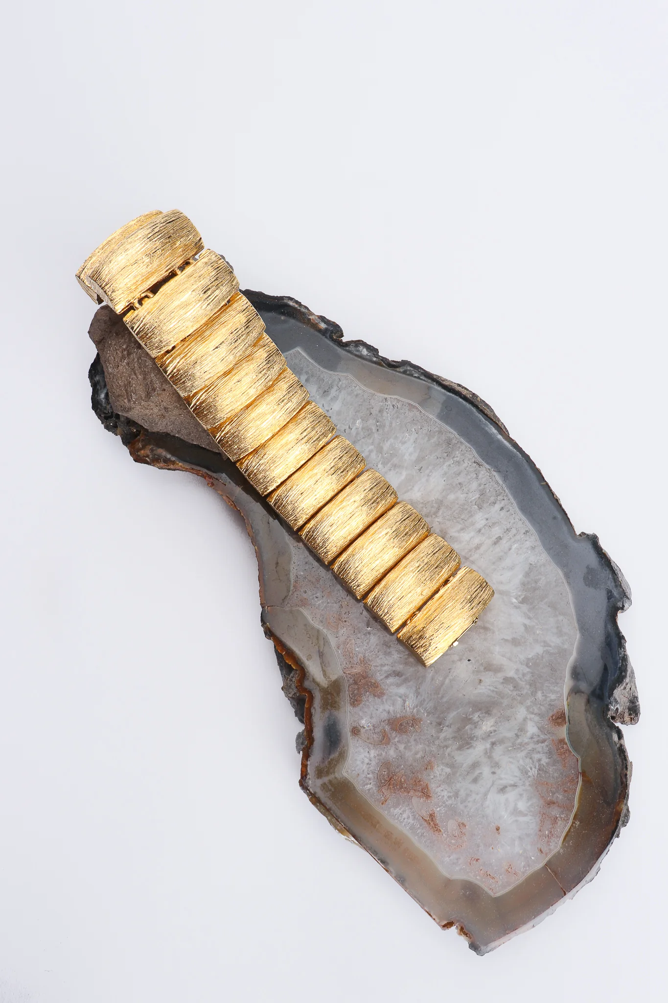 Etched Barrel Link Bracelet - Image 3