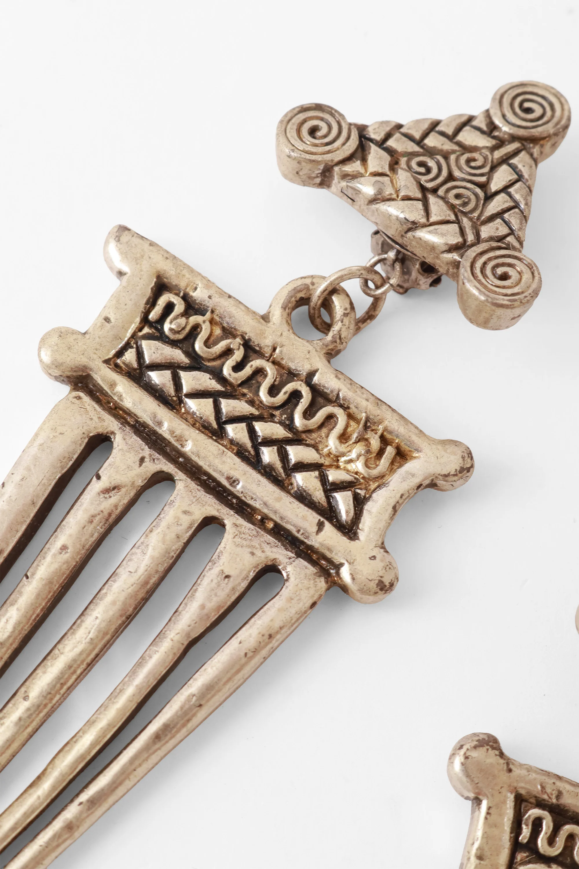 Ethnic Comb Drop Earrings - Image 4