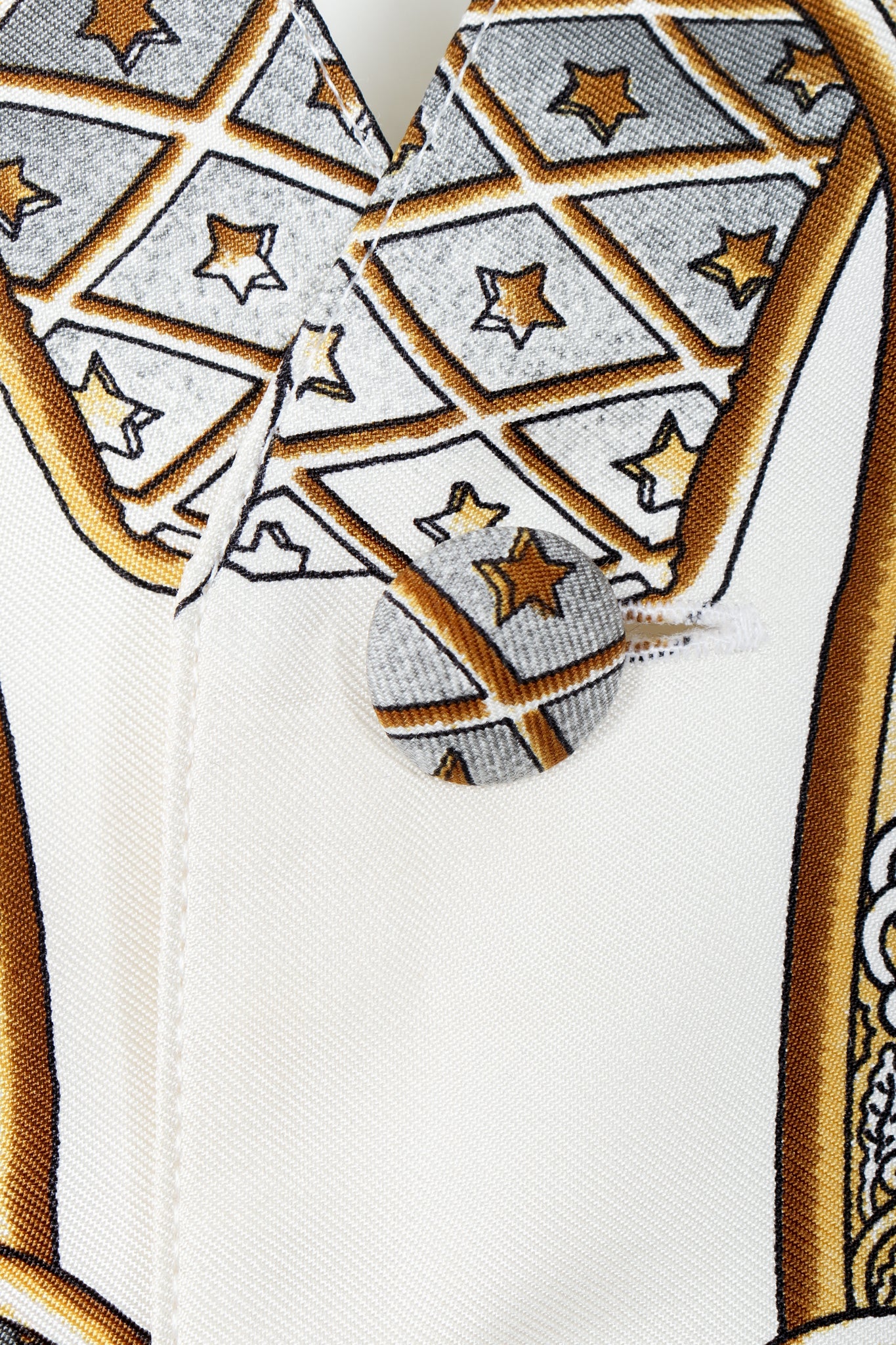 Europe Silk Vest - Image 5