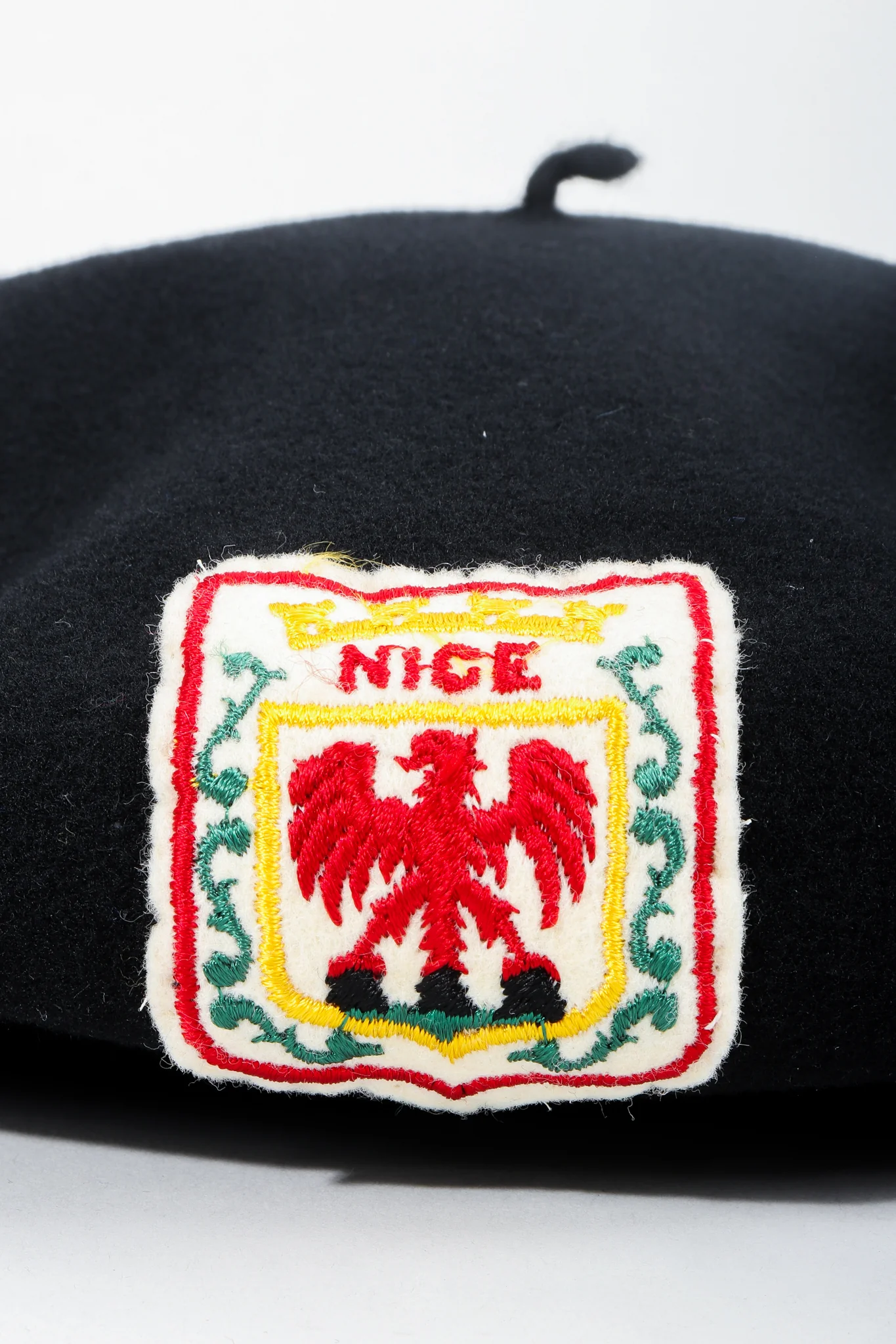 European Crest Beret - Image 11