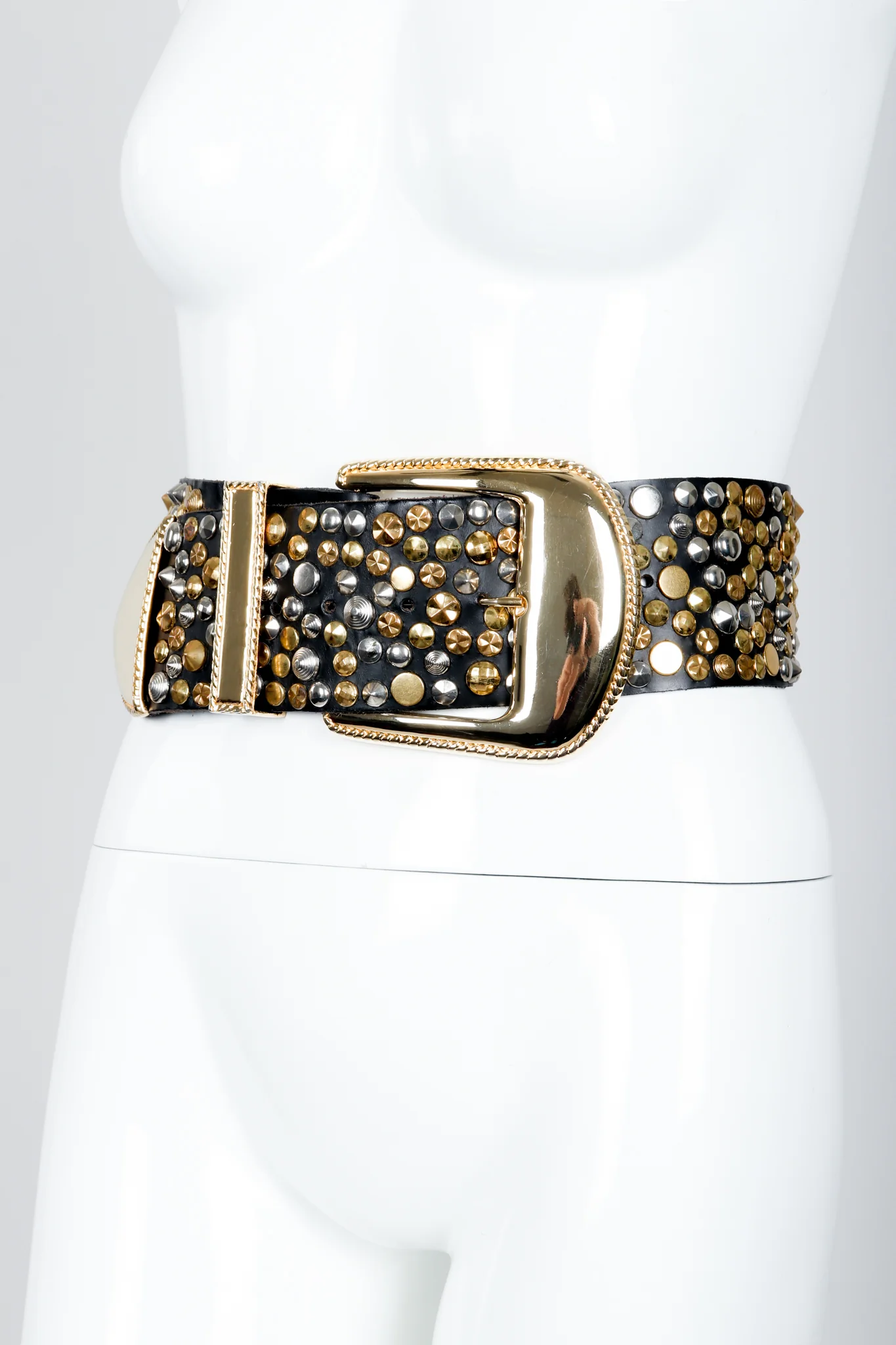 Extra-Wide Leather Stud Belt - Image 12
