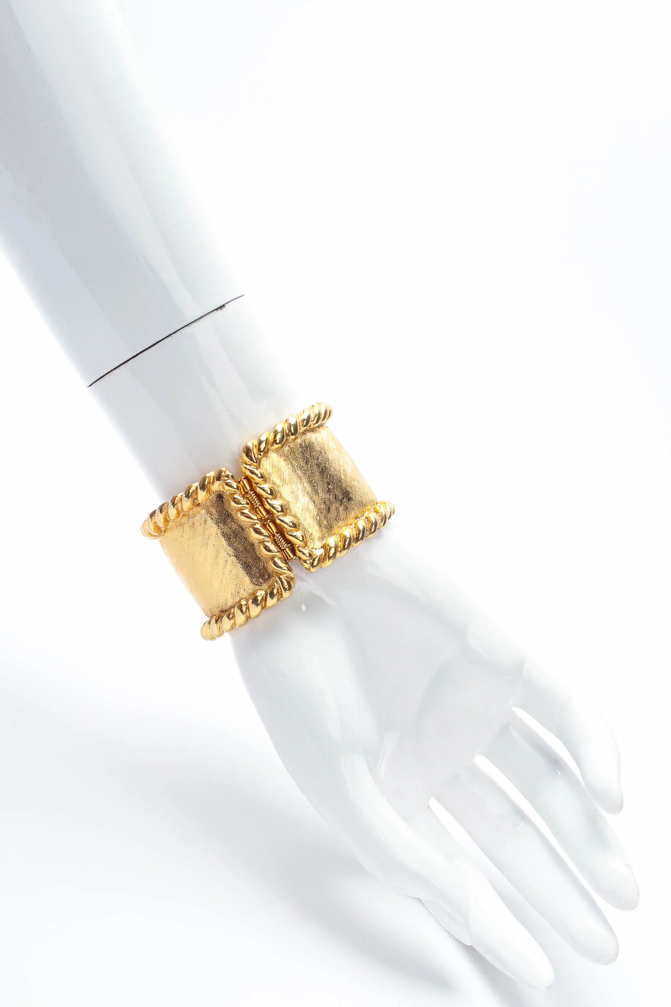 Filigree Lotus Flower Cuff Bracelet - Image 4