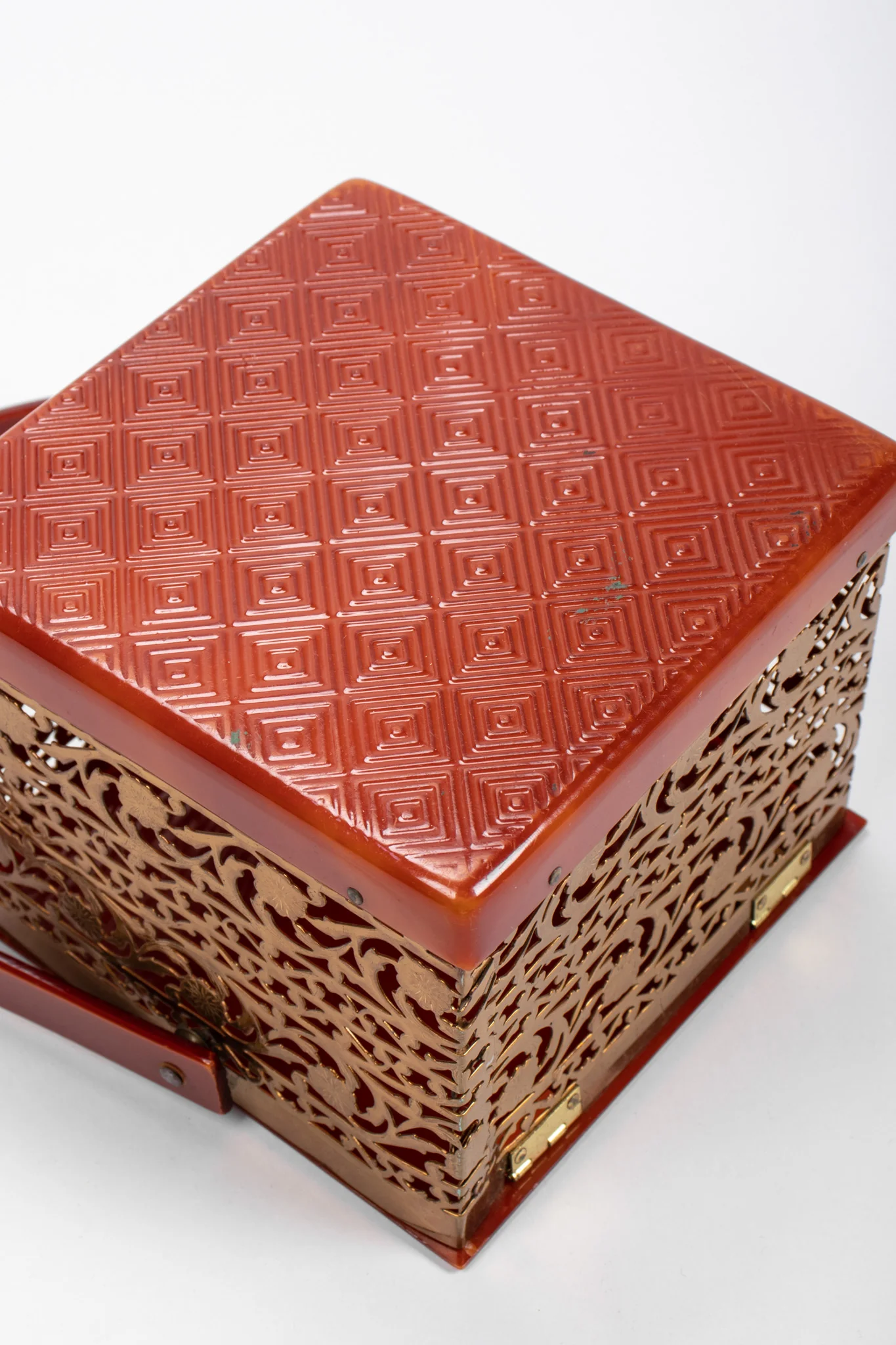 Filigree Lucite Box Bag - Image 10