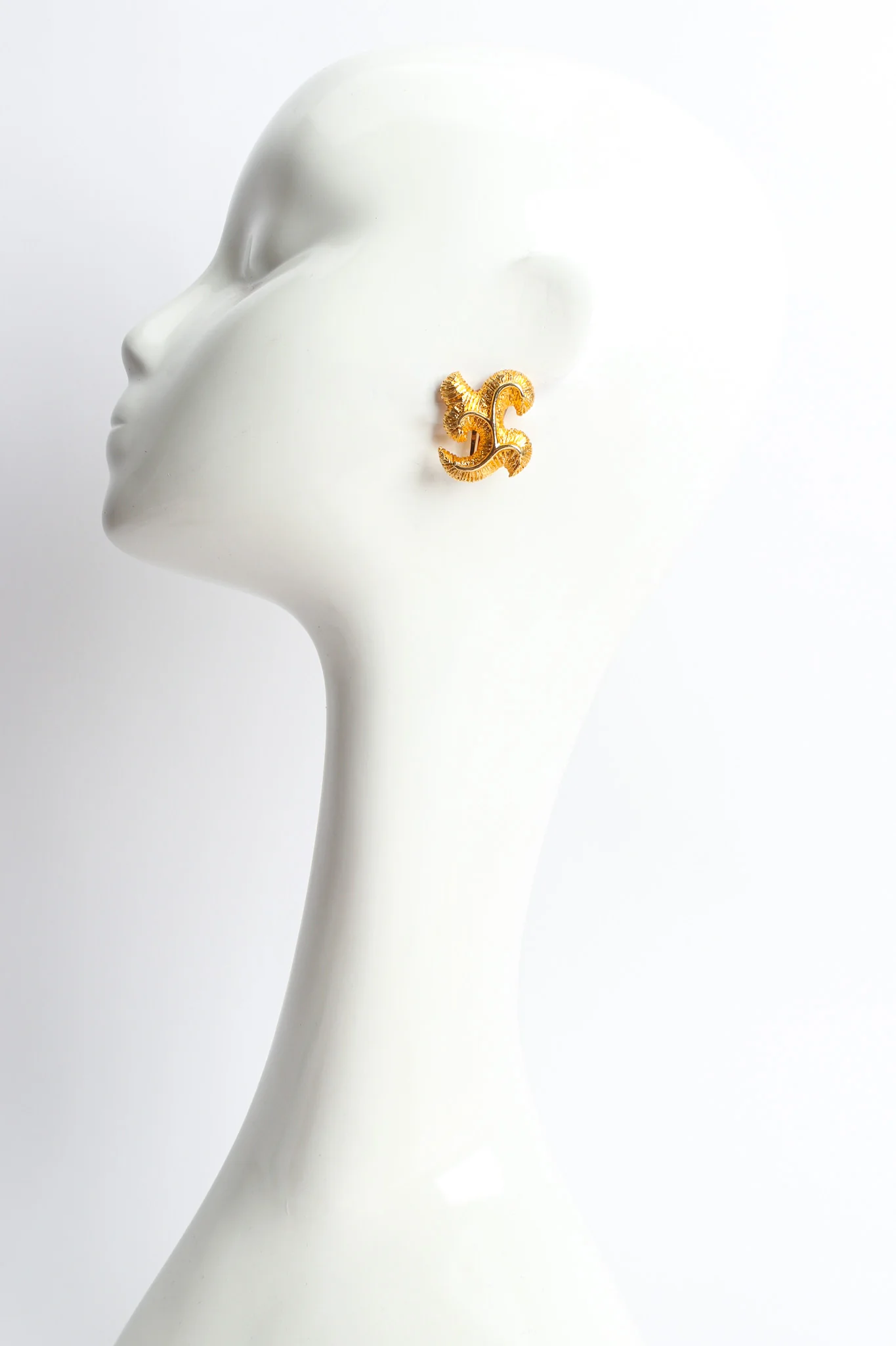 Fleur Foliage Earrings - Image 2
