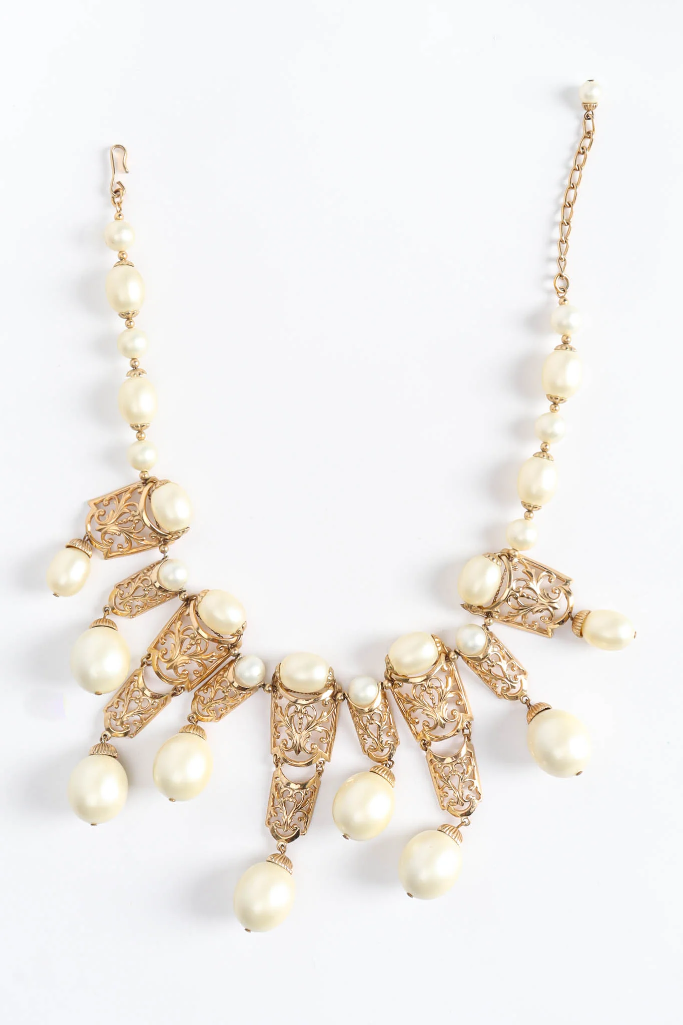 Fleur Filigree Pearl Necklace - Image 3