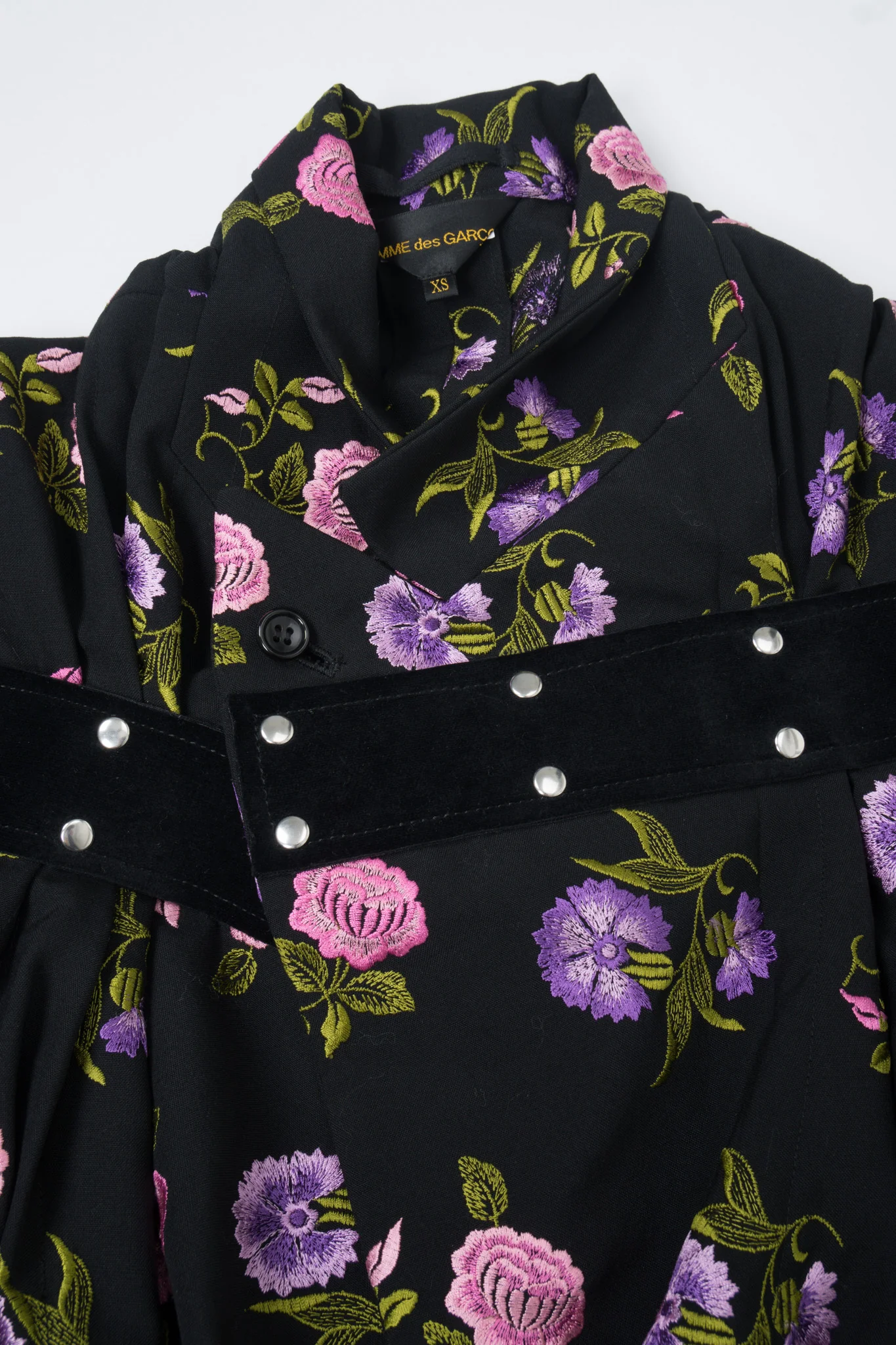 Floral Bondage Jacket - Image 12