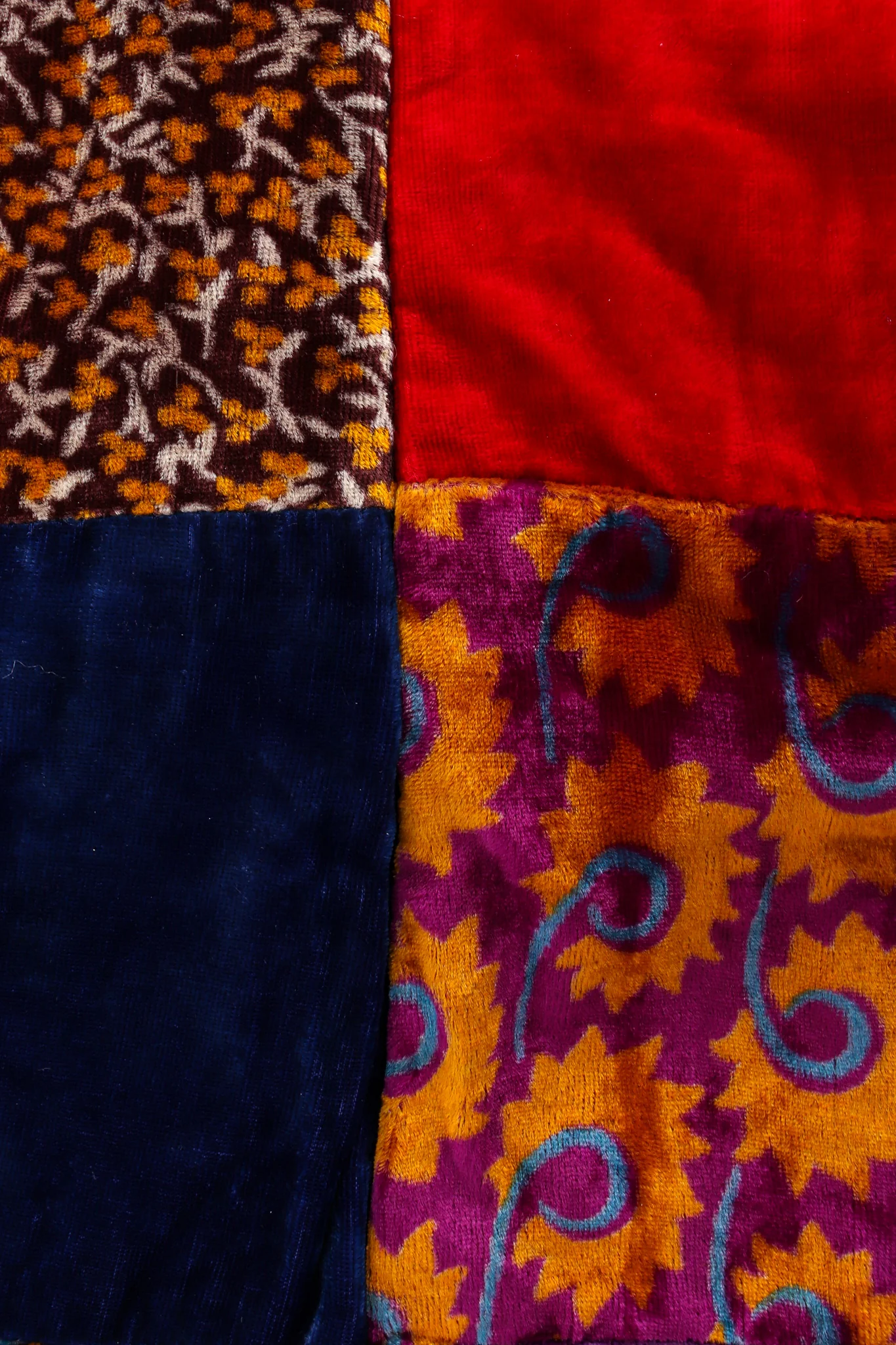 Floral Patchwork Velvet Blazer - Image 11