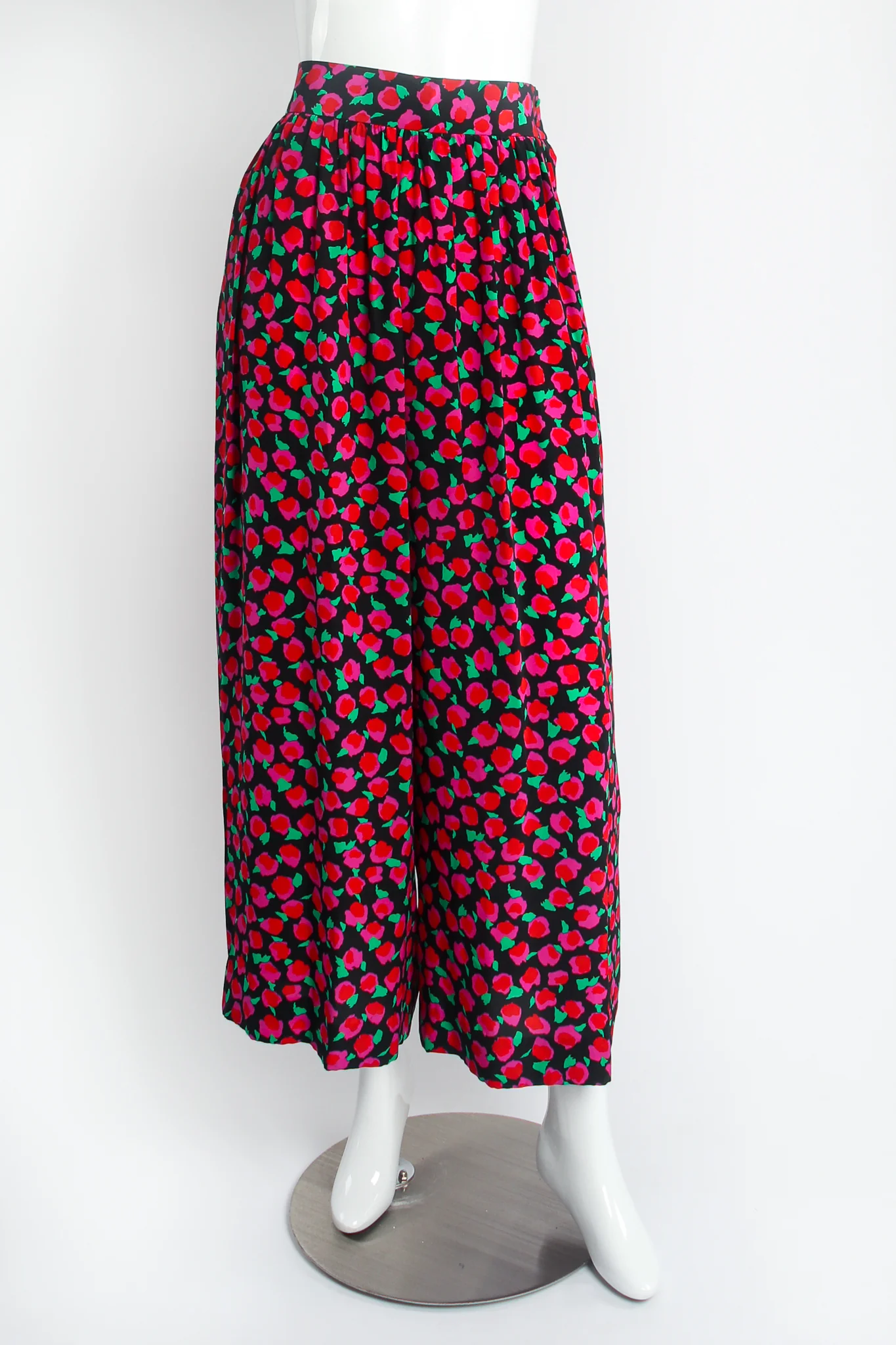 Floral Silk Jacket & Pant Lounge Set - Image 11