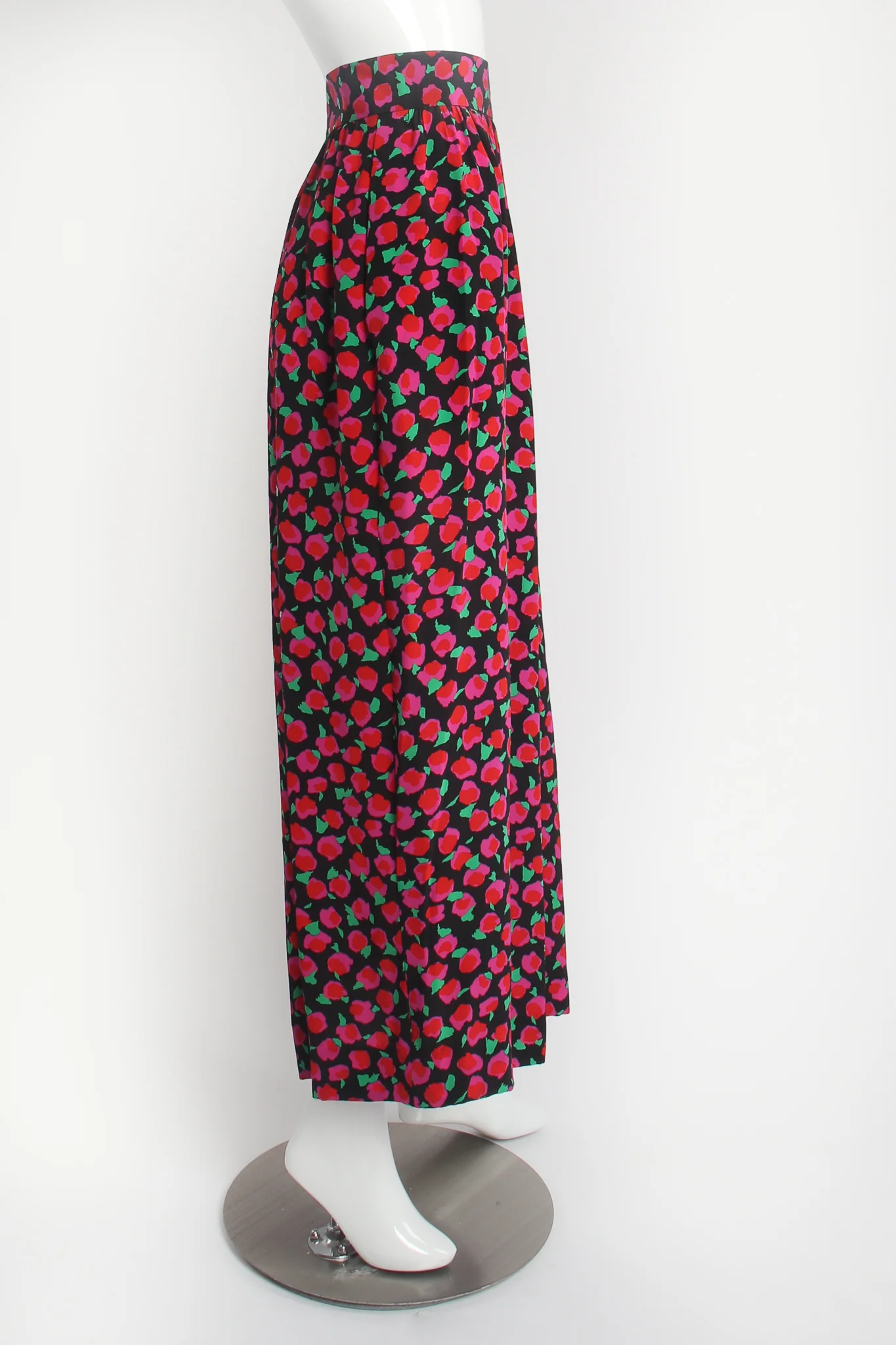 Floral Silk Jacket & Pant Lounge Set - Image 12