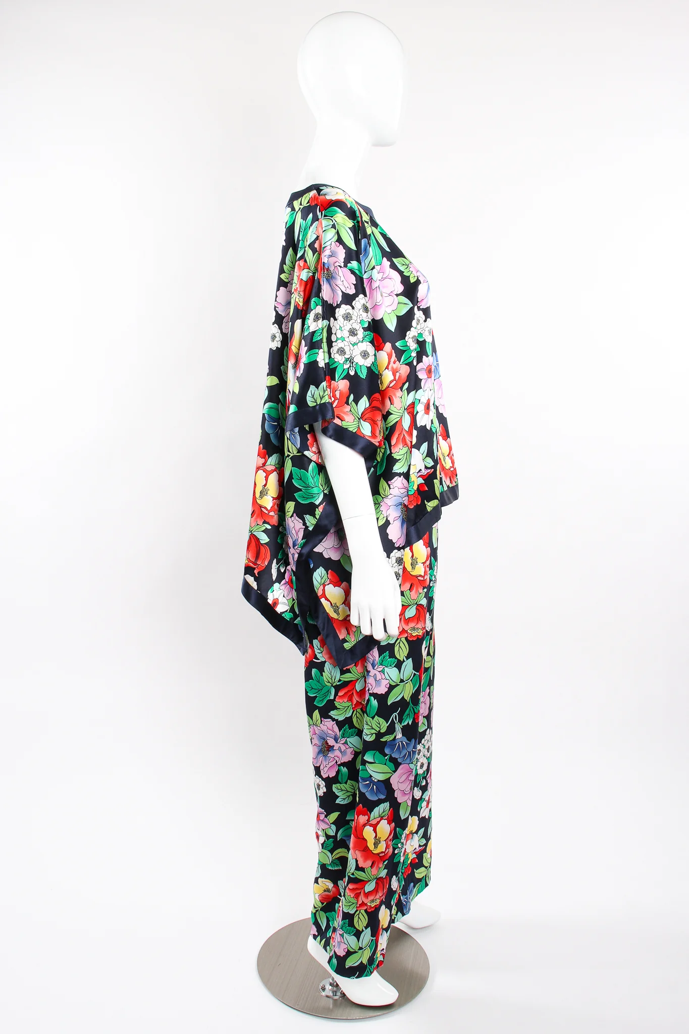 Floral Silk Poncho & Pant Lounge Set - Image 8