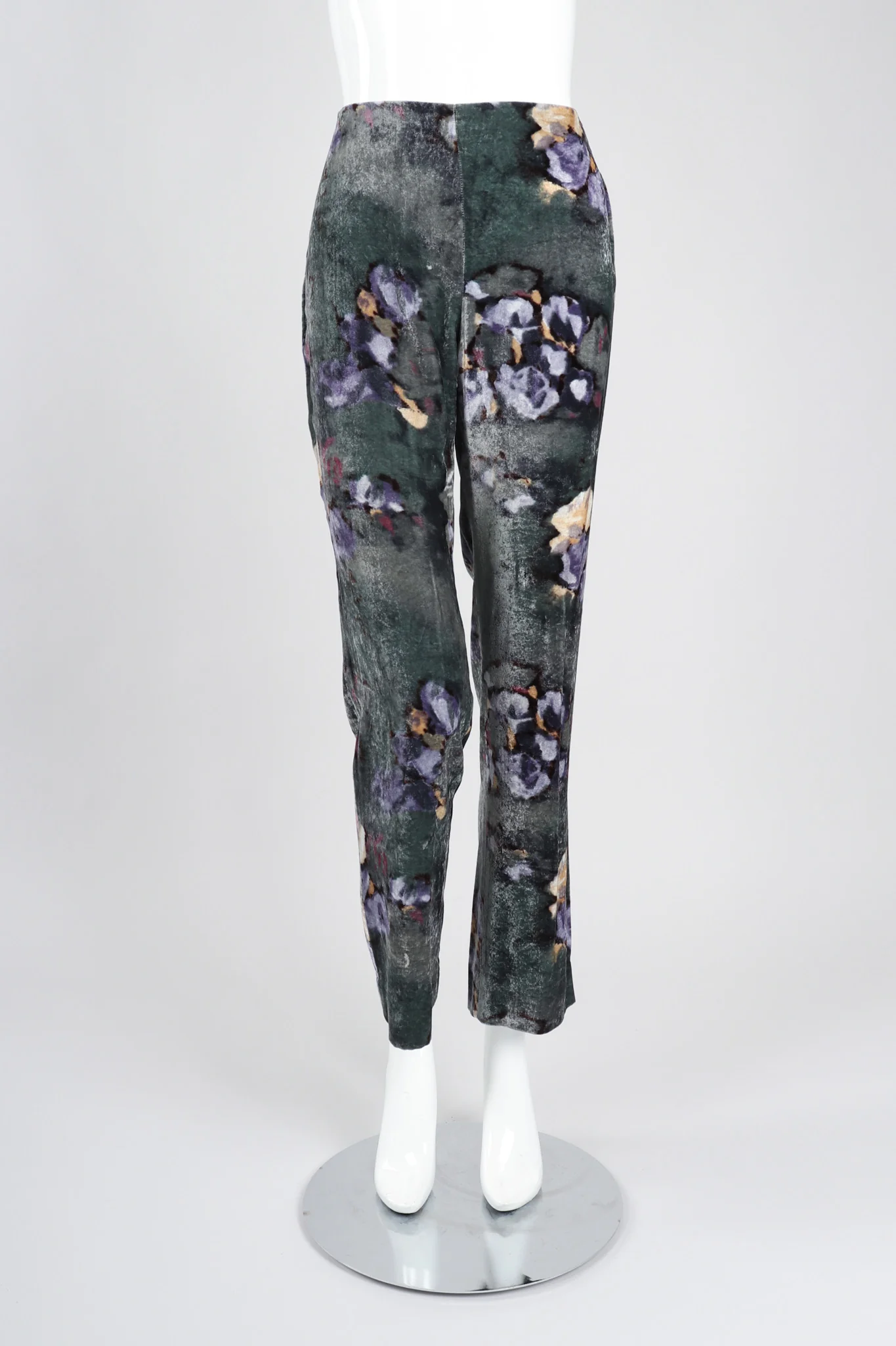 Floral Velvet Tuxedo - Image 19