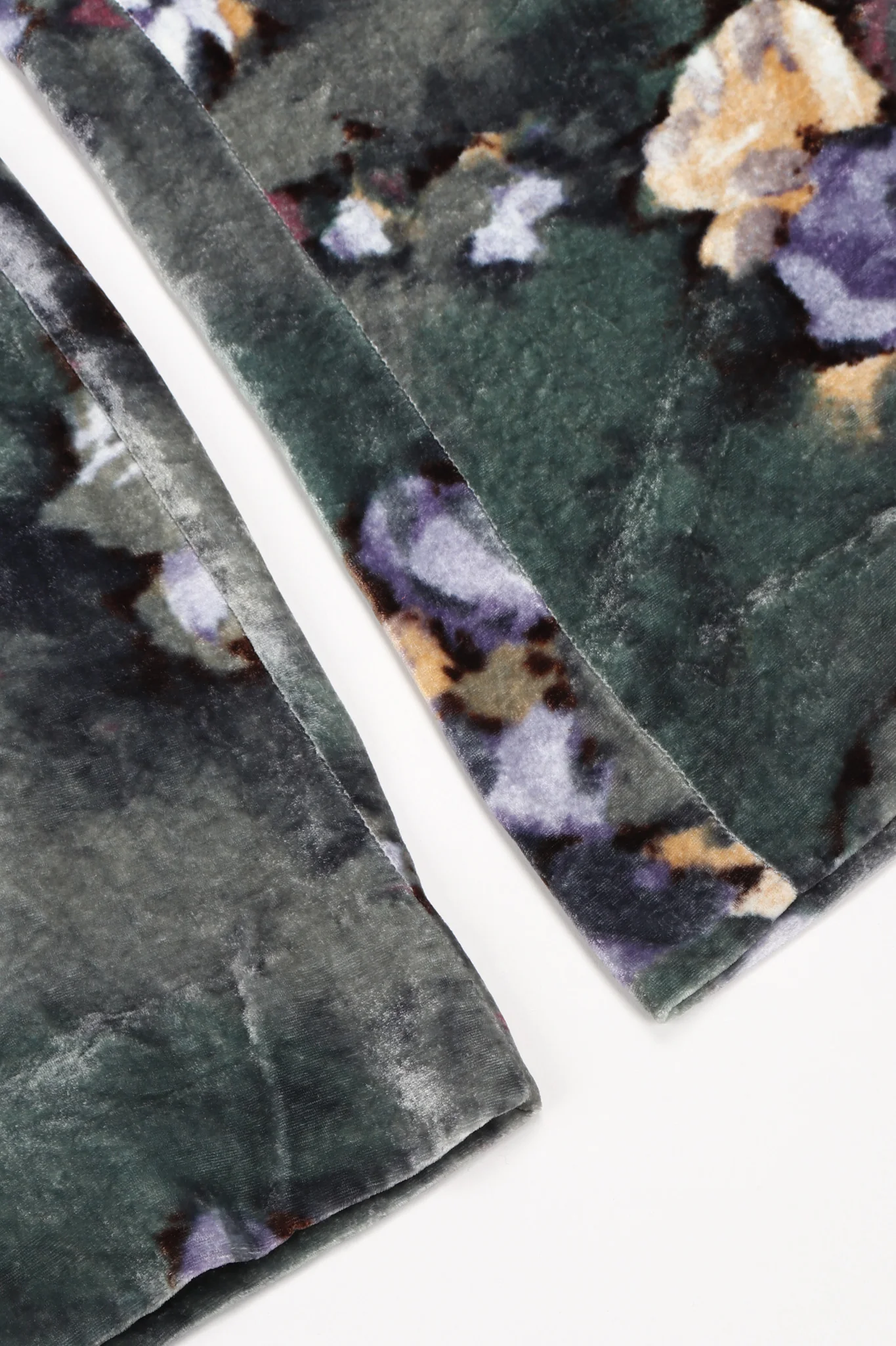 Floral Velvet Tuxedo - Image 23