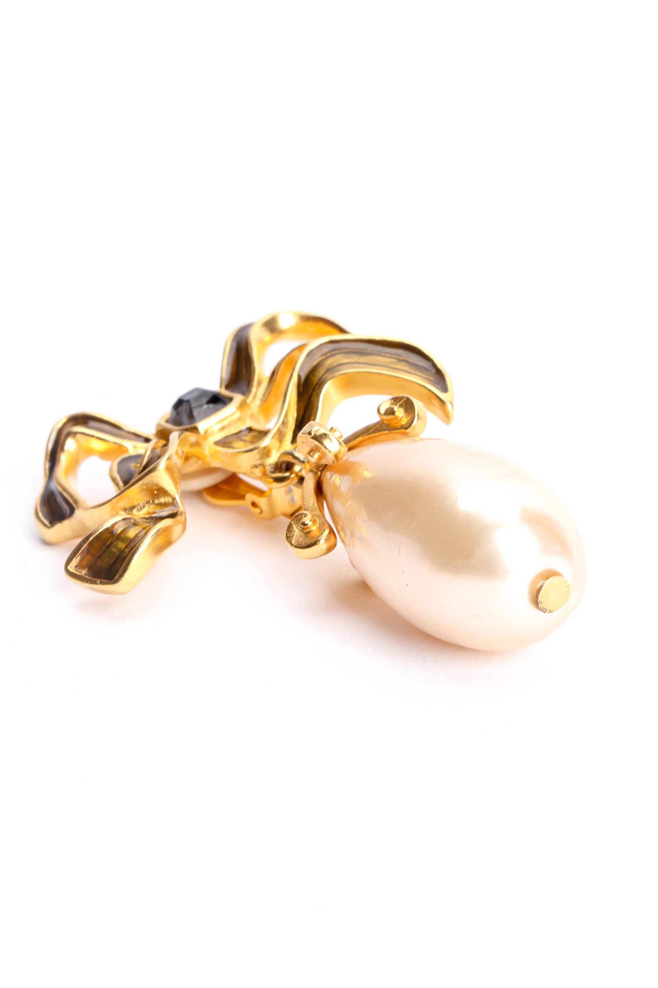 Flowy Ribbon Pearl Drop Earrings - Image 7