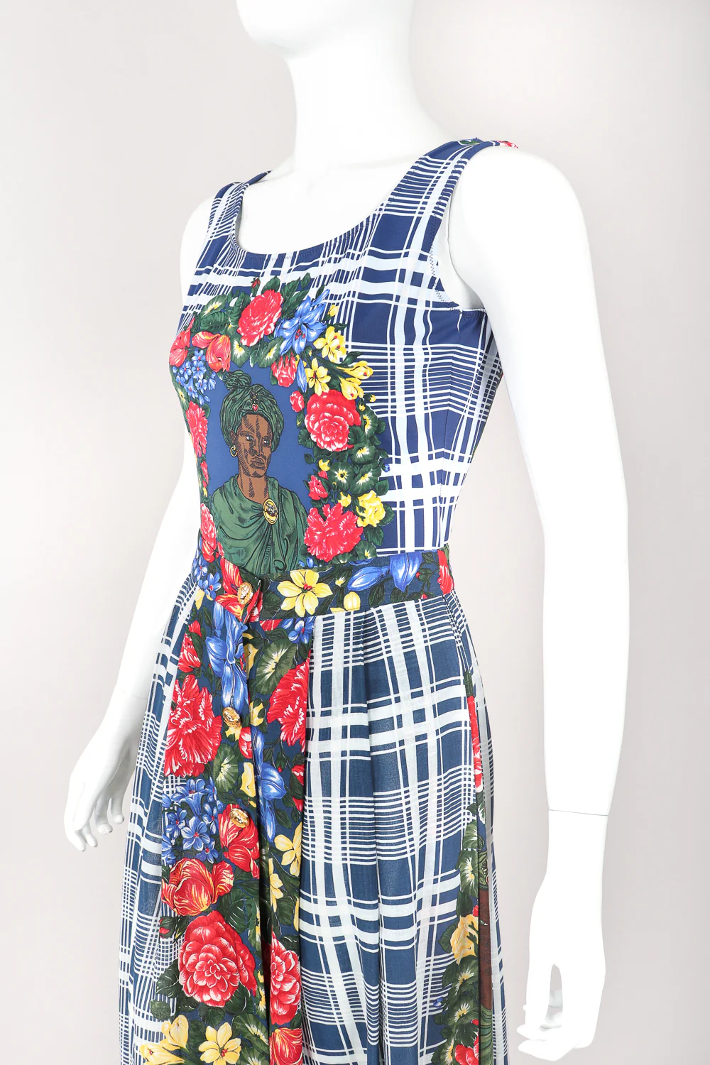 Four-Piece Floral Plaid Portrait Ensemble - Image 2
