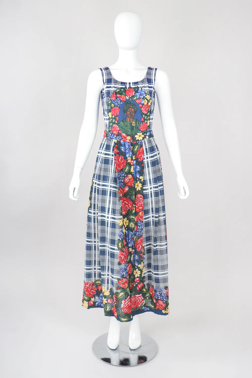 Four-Piece Floral Plaid Portrait Ensemble - Image 7