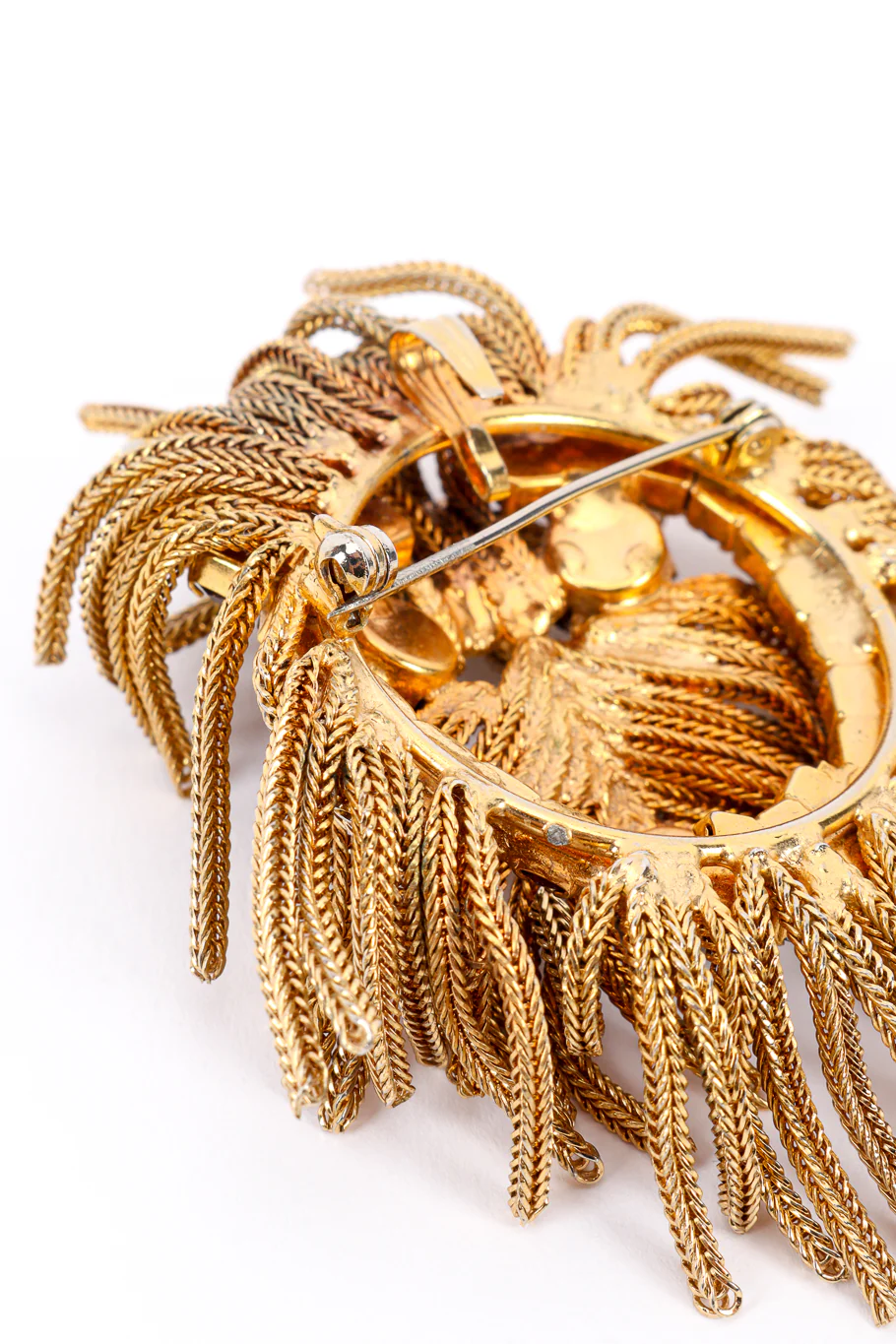Fringe Chain Dog Brooch - Image 4