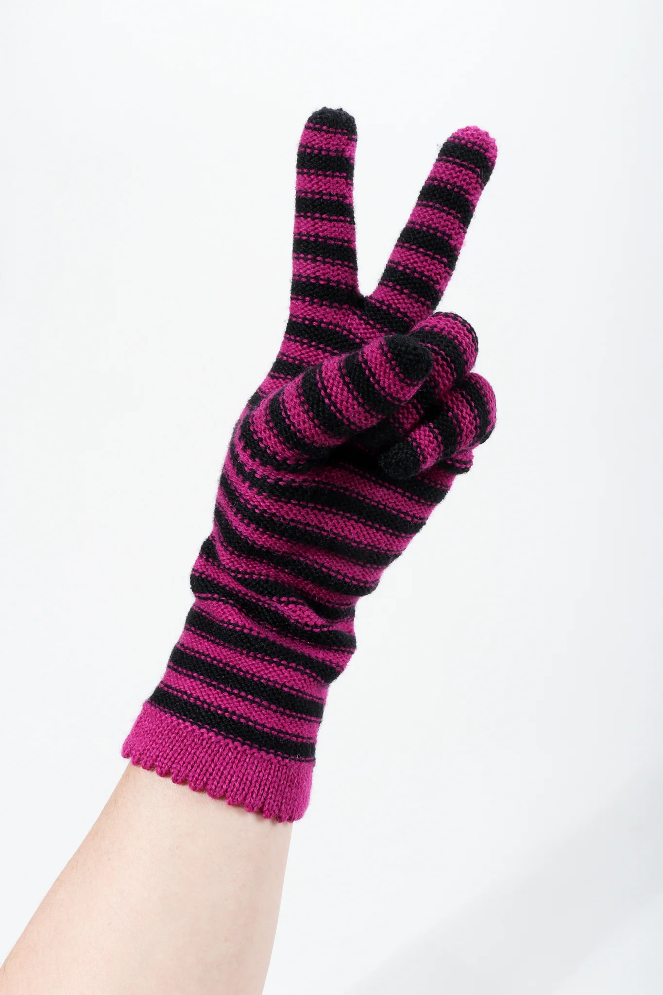 Fuchsia Stripe Knit Gloves - Image 11
