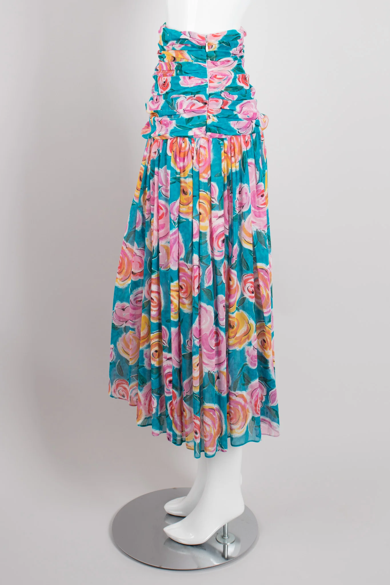 Gathered Rose Skirt - Image 4