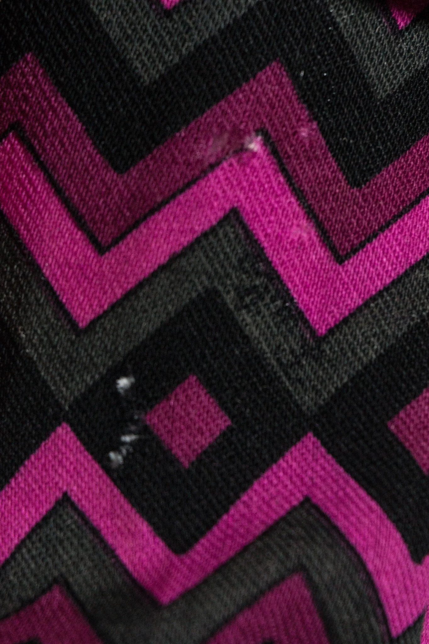 Geometric Chevron Striped Blouse - Image 9