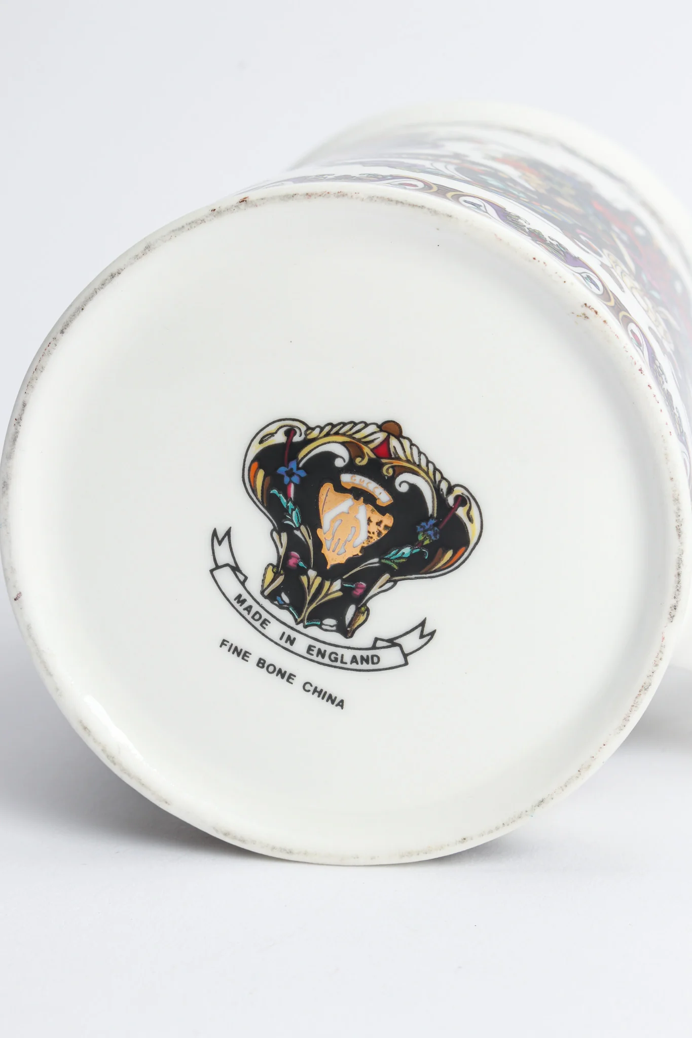 Gilded Floral Signed Mugs - Image 16