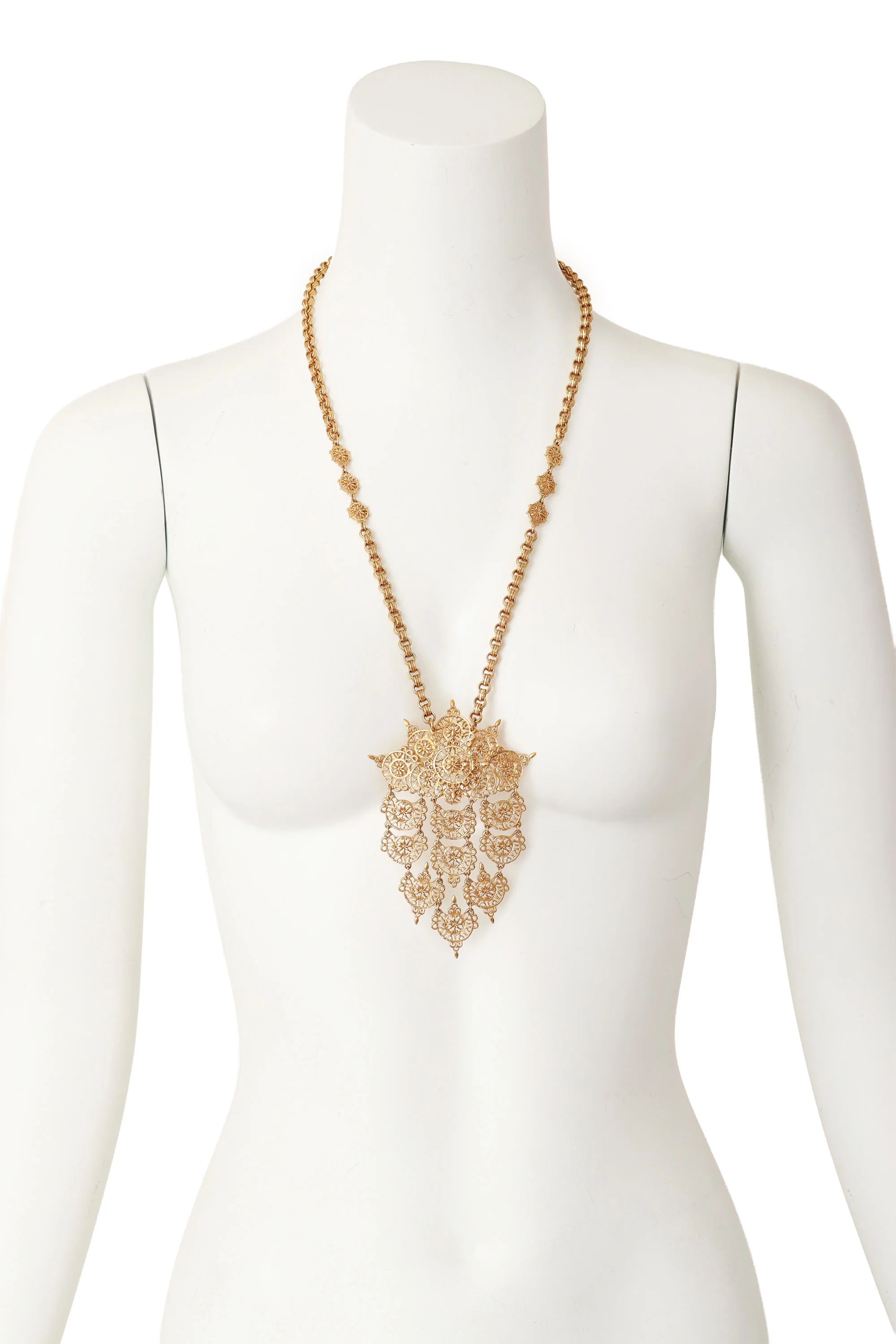 Fan-Shaped Filigree Pendent Necklace - Image 2