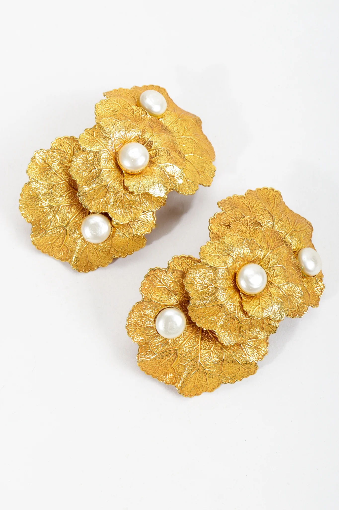 Gold Leaf Cluster Pearl Earrings - Image 5