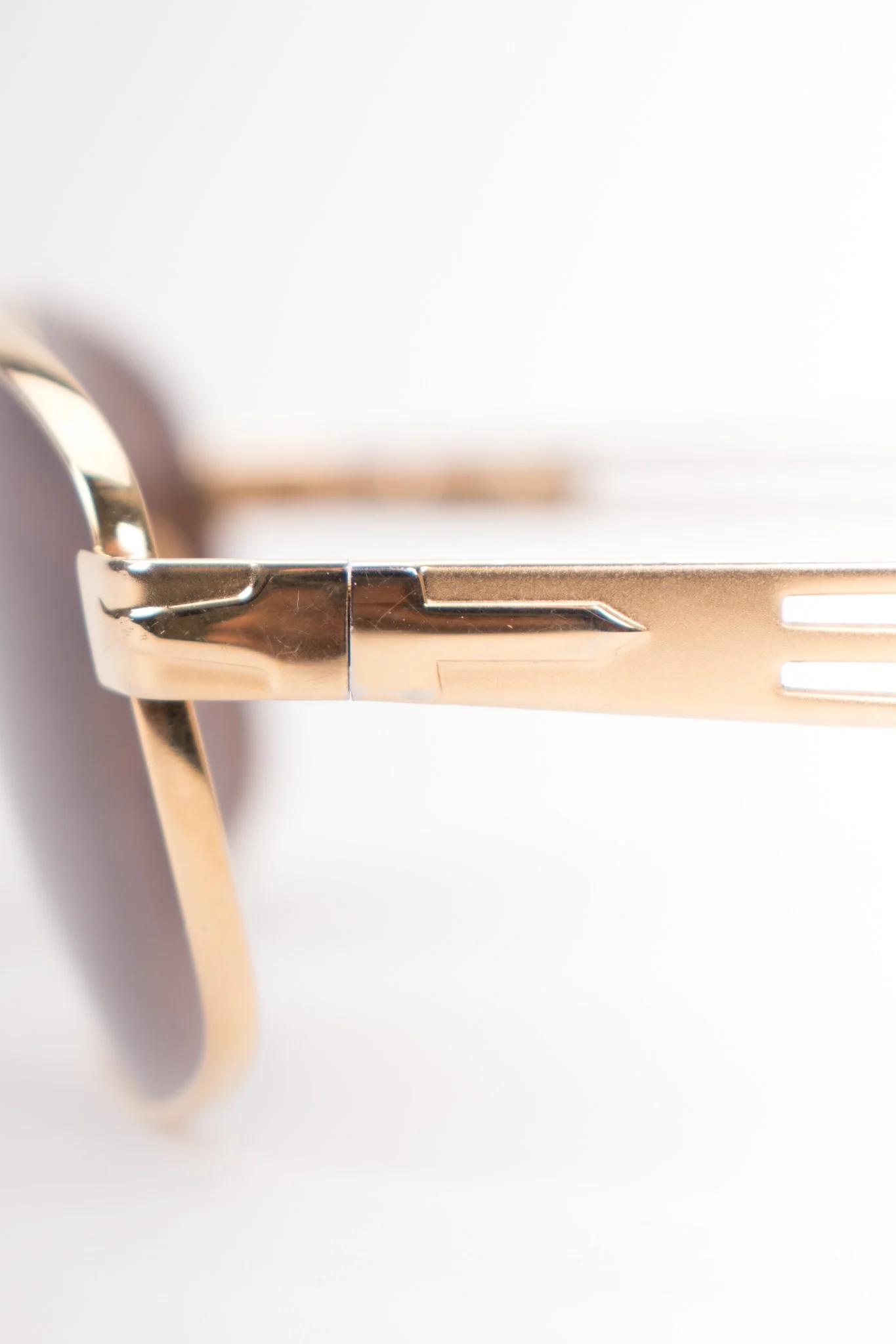 Gold Pilot Sunglasses - Image 8