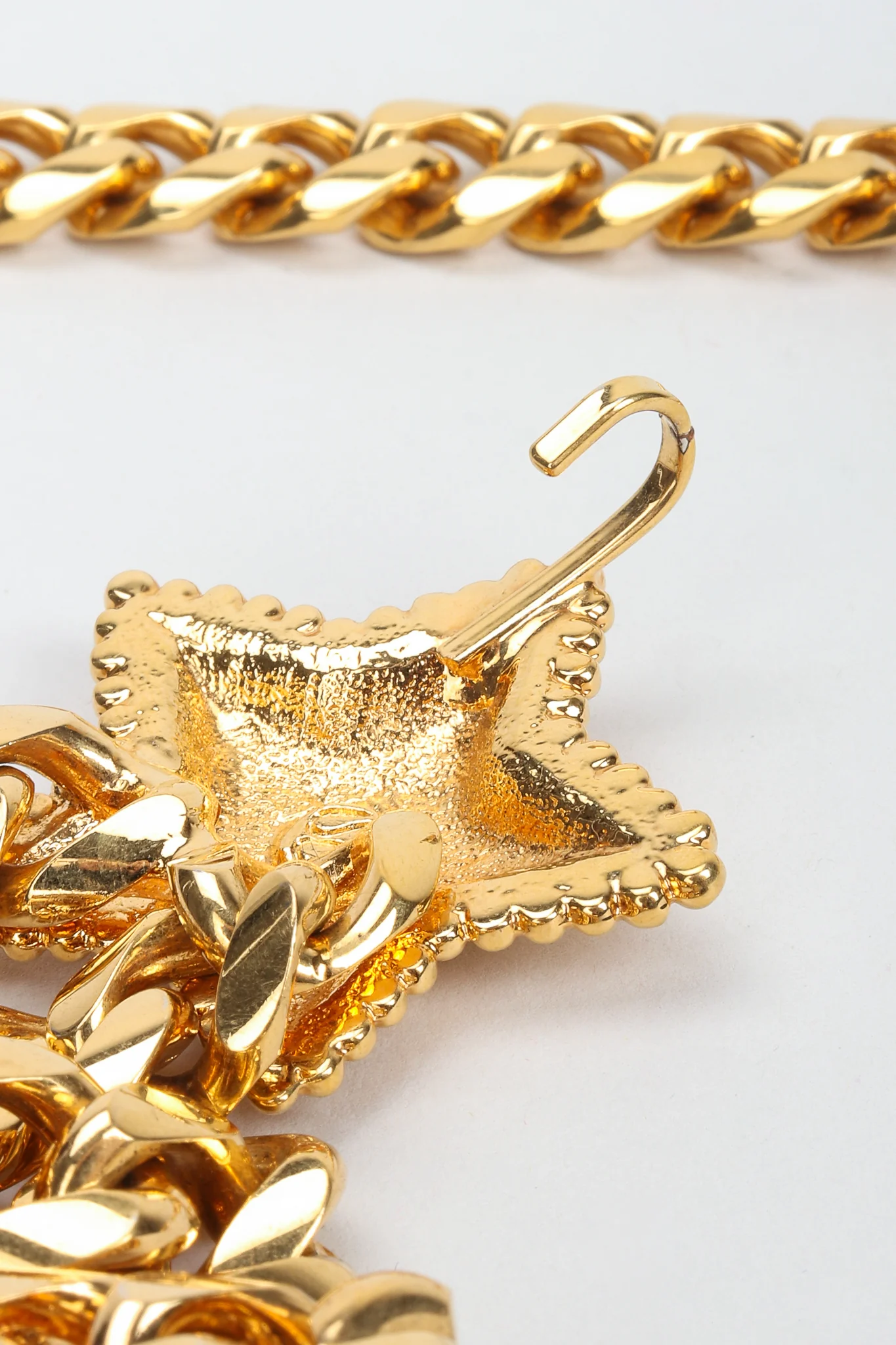 Gold Star Draped Chain Belt - Image 11