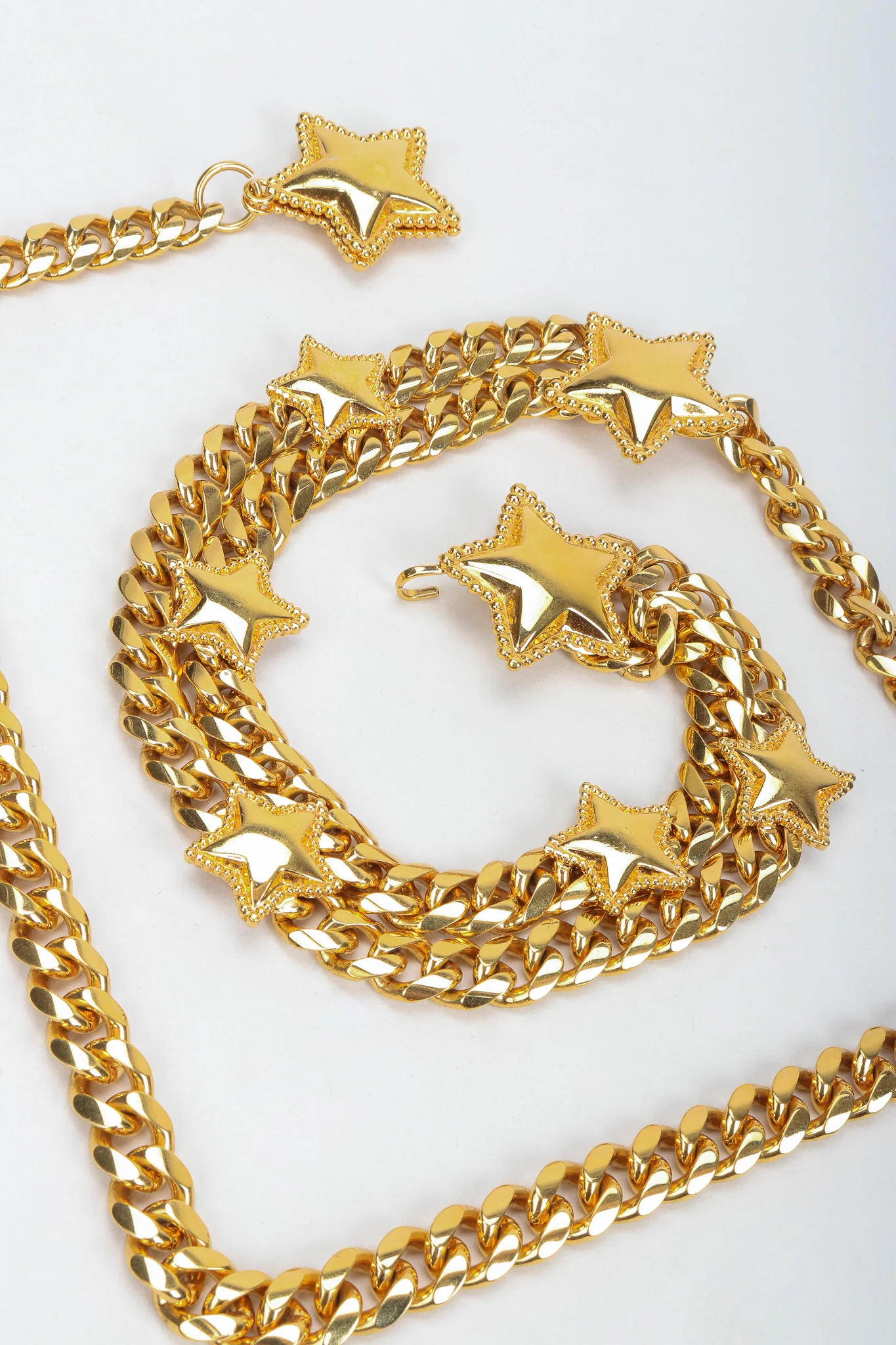 Gold Star Draped Chain Belt - Image 7